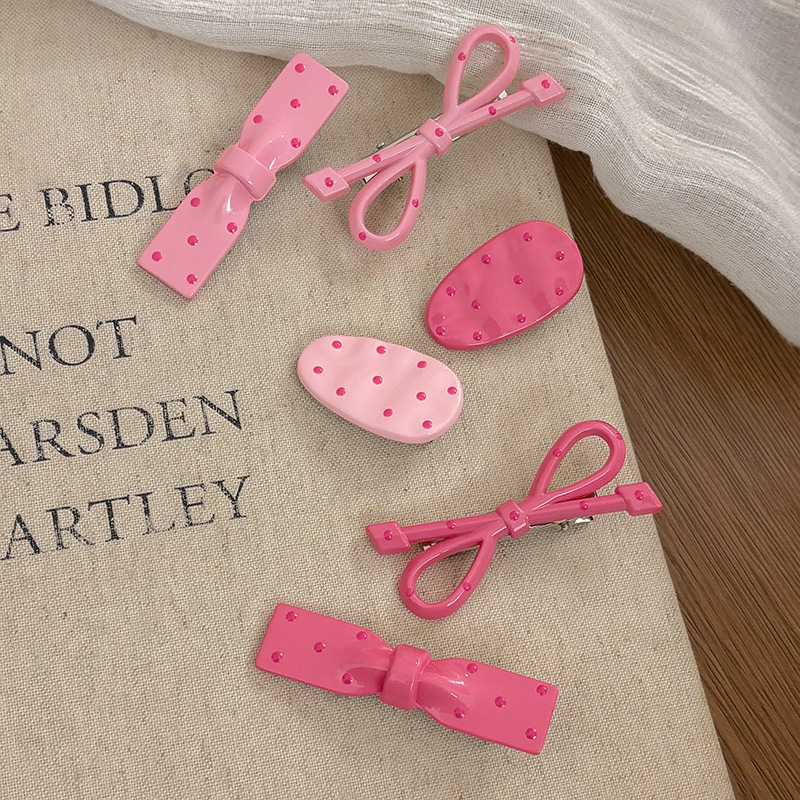 sweet polka dot bow oval barrettes female forehead side bang clip broken hair duckbill clip children's hairpin headdress Application Scenario