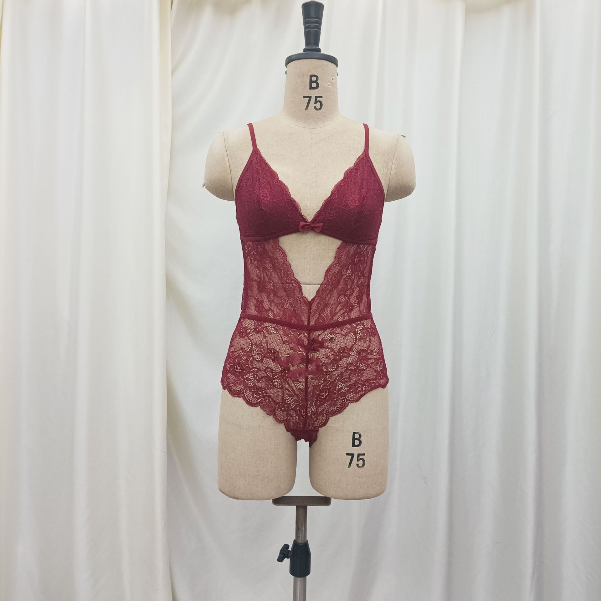 Sexy halter jumpsuit, semi-transparent lace button-down backless lace underwear, lace slimming summer halter inner dress Specification drawing