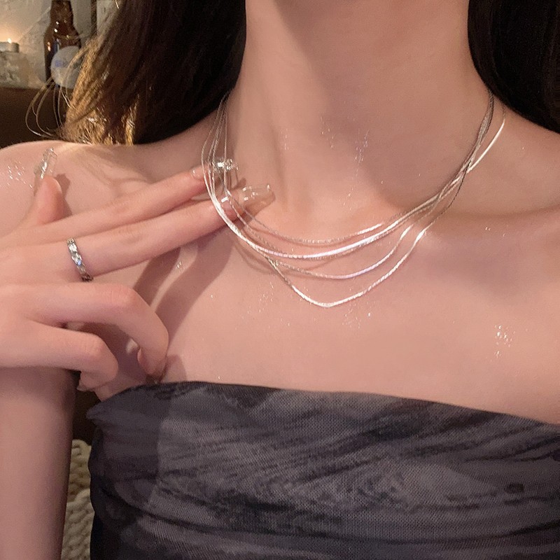 multi-layer twin snake bone necklace women's high-grade light luxury silver metal clavicle chain ins style all-match super hot accessories Application Scenario