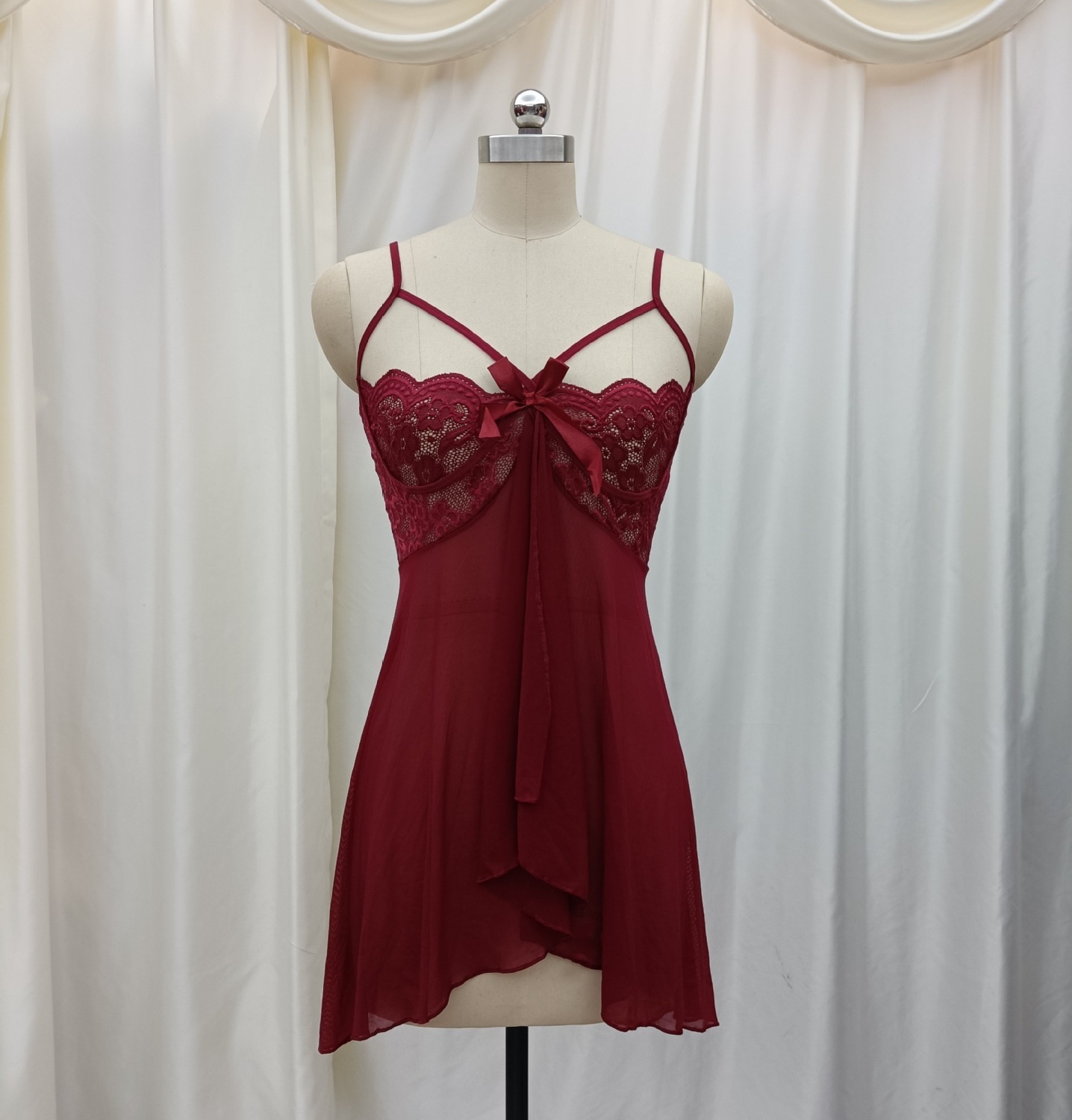 A halter nightgown for women's summer, sexy lace, tulle, half-revealed back, front-opening dress, tulle, lace, bow Item Picture