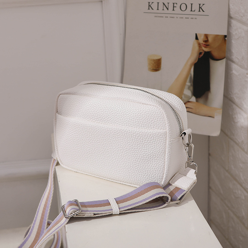 trendy women's bags 2025 new cross-border foreign trade solid color pu messenger bag women's small bag women's shoulder bag small square bag Application Scenario