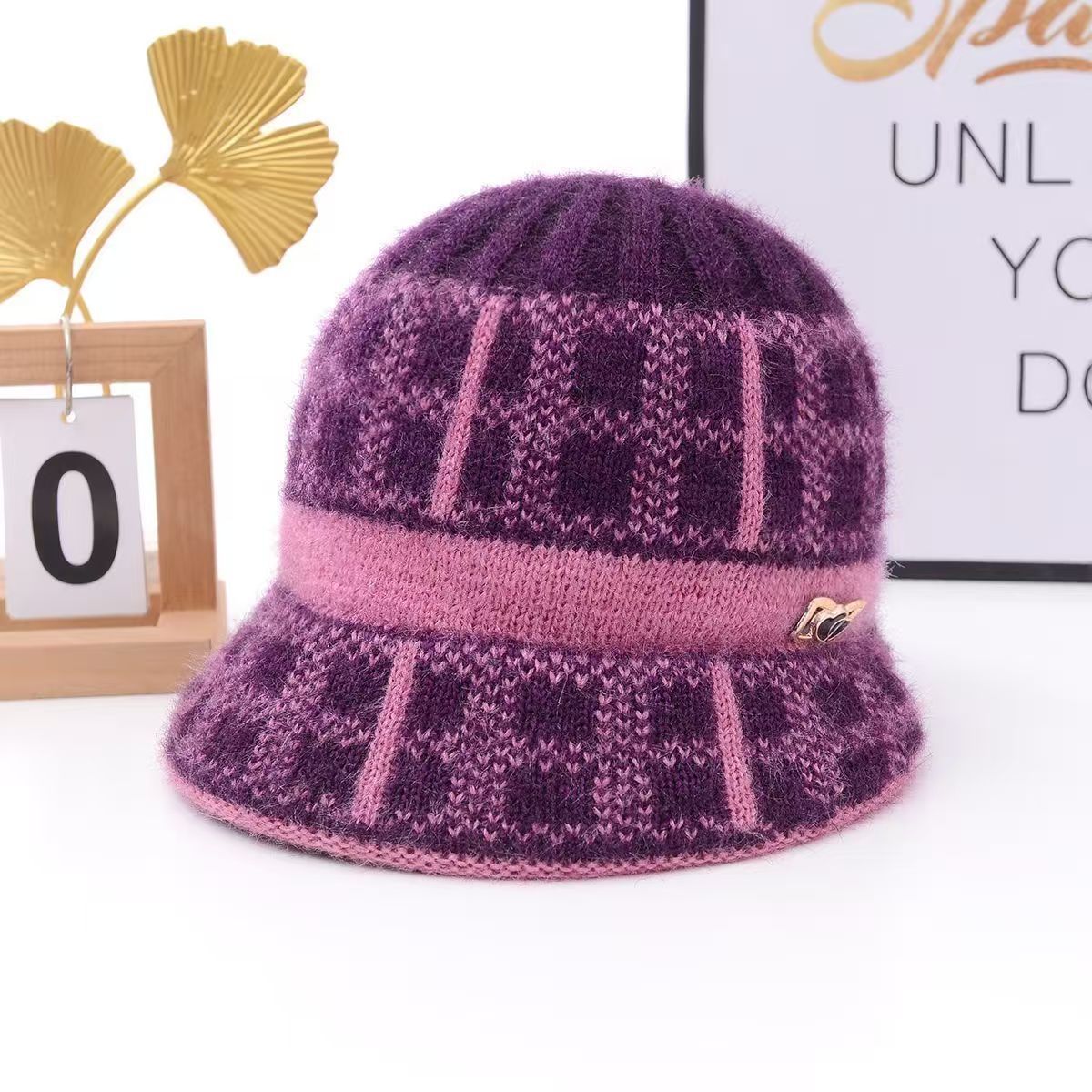 mom hat winter fleece-lined middle-aged and elderly women thickened grandma warm bucket hat western style woolen cap elderly knitted hat details Picture