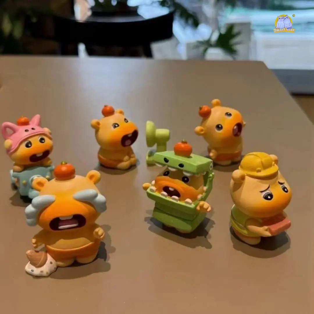 Best-selling cartoon Capybara Lu Lu figurine blind box, trendy collectible figurines, cute peripheral products, and creative car decoration figurines with "Piggy" characters Specification image