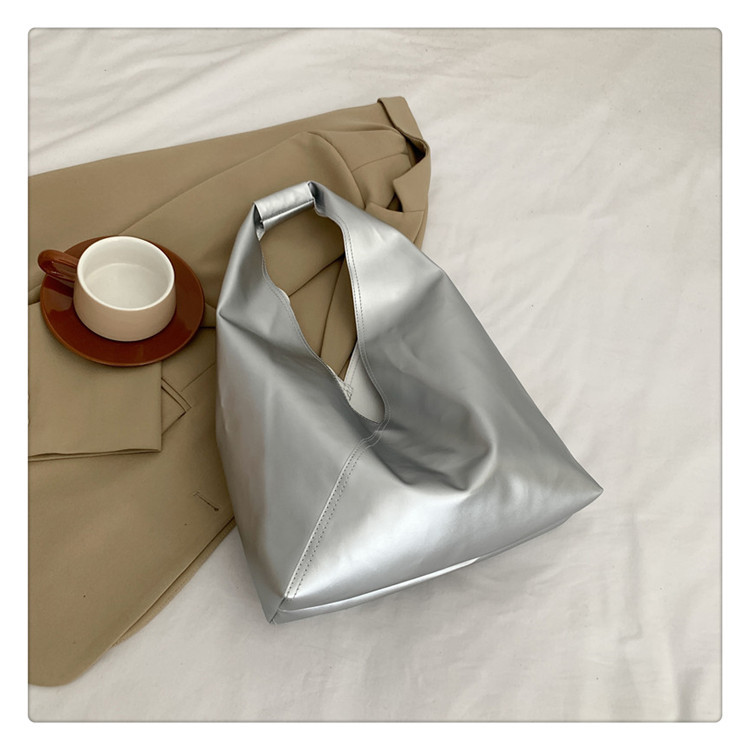one-shoulder large bags women's bag 2022 new fashion tote bag ins trendy western style large capacity handbag Application Scenario