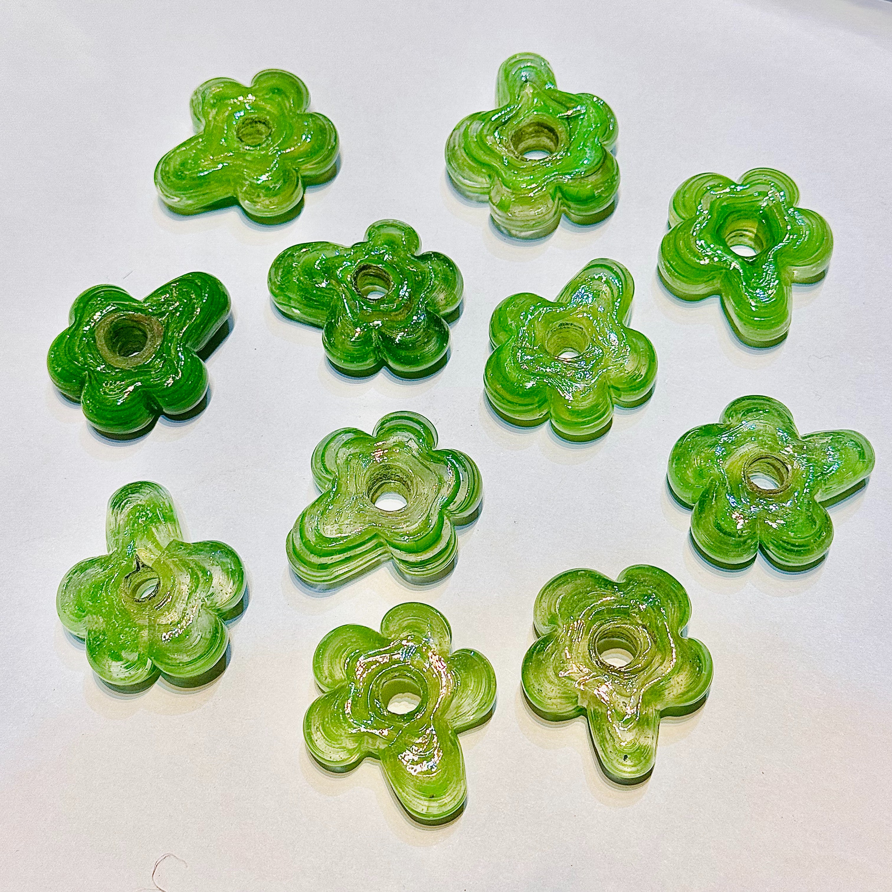 Nepalese imported retro flower-shaped glass bead DIY bracelet earrings accessory '5 details Picture