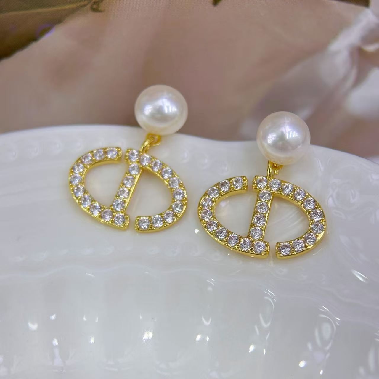 CD Chanel-style jewelry pearl necklace Specification image