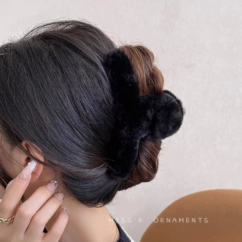 Extra-large 15CM hair volume, autumn and winter hair clips, shark clips, ins, high appearance level, large updo headwear, winter grappling clips, extra-large 15CM hair volume, autumn and winter hair clips, shark clips, ins, high appearance level, large updo detail image 2