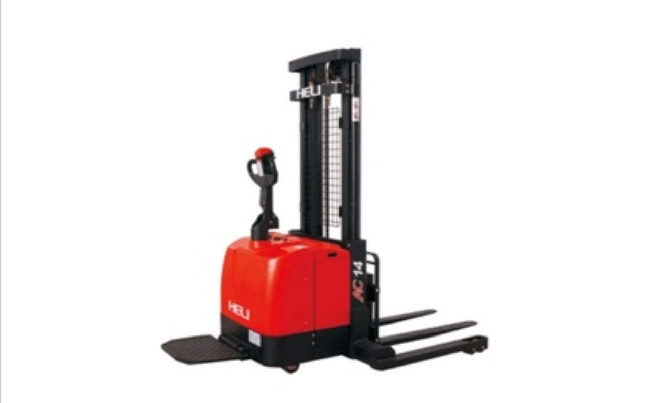 1.4吨宽腿电动堆垛车 诚信经营 童叟无欺 价格公道 性价比高