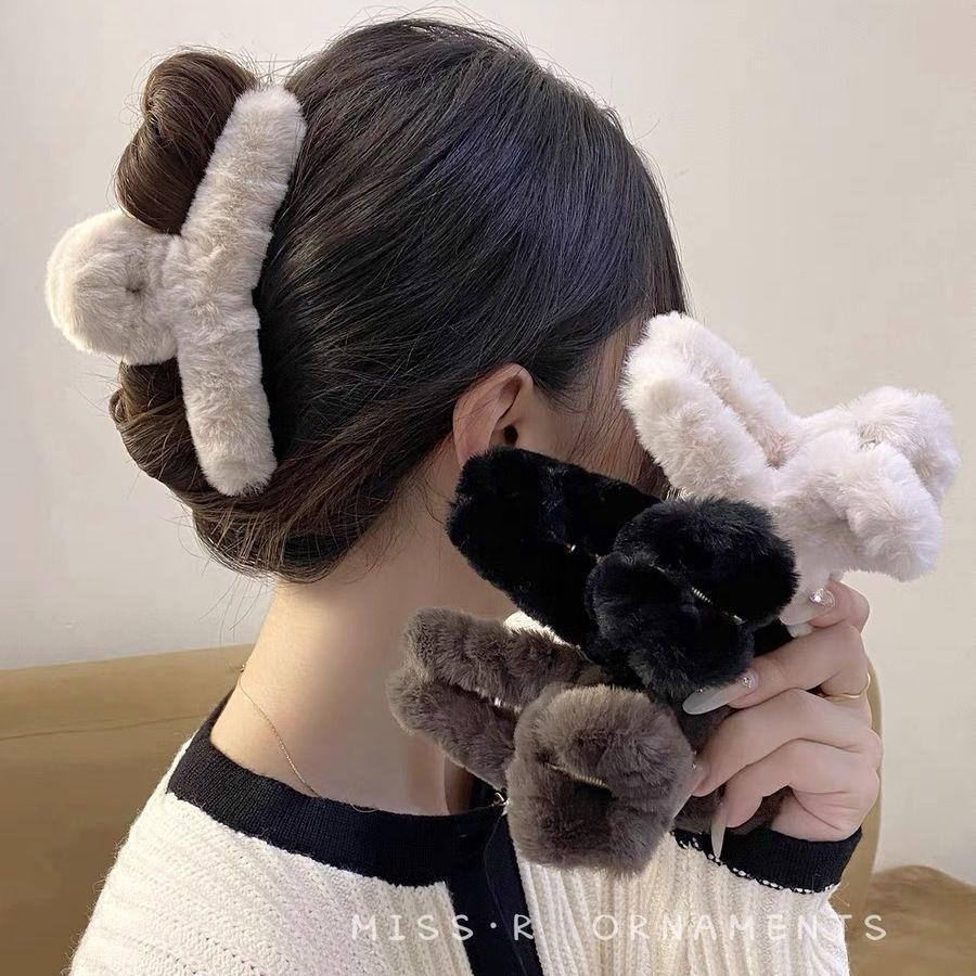Extra-large 15CM hair volume, autumn and winter hair clips, shark clips, ins, high appearance level, large updo headwear, winter grappling clips, extra-large 15CM hair volume, autumn and winter hair clips, shark clips, ins, high appearance level, large updo detail image 7