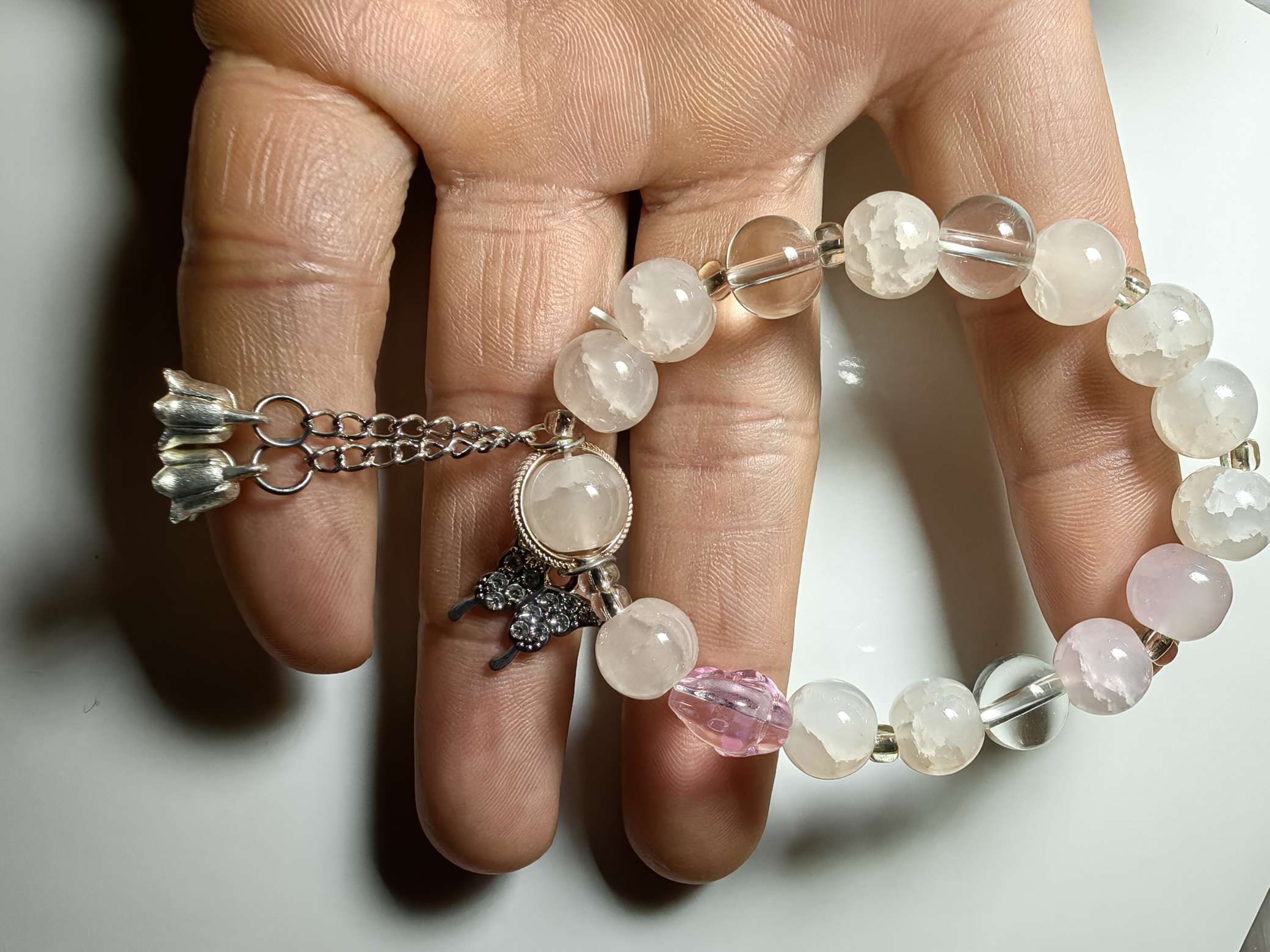 轻盈彩虹玻璃手链 七彩糖果色手工编织 夏日出街小清新饰品女手链水晶手串详情图2