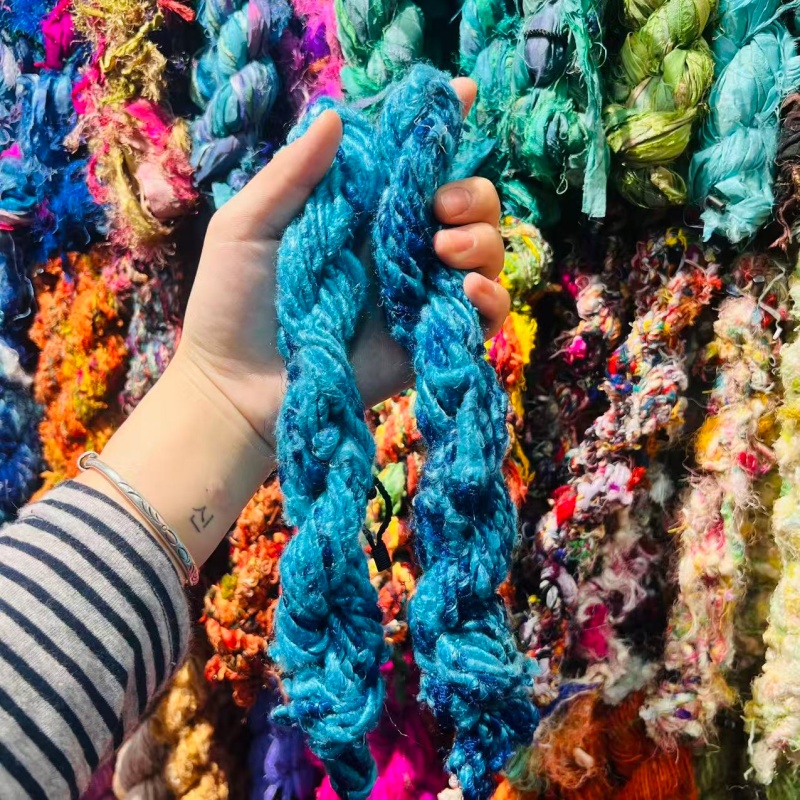 DIY imported new silk yarn, purely handcrafted DIY accessories, accessories, decorative bags, necklaces, bracelets, and accessories... 1 details Picture