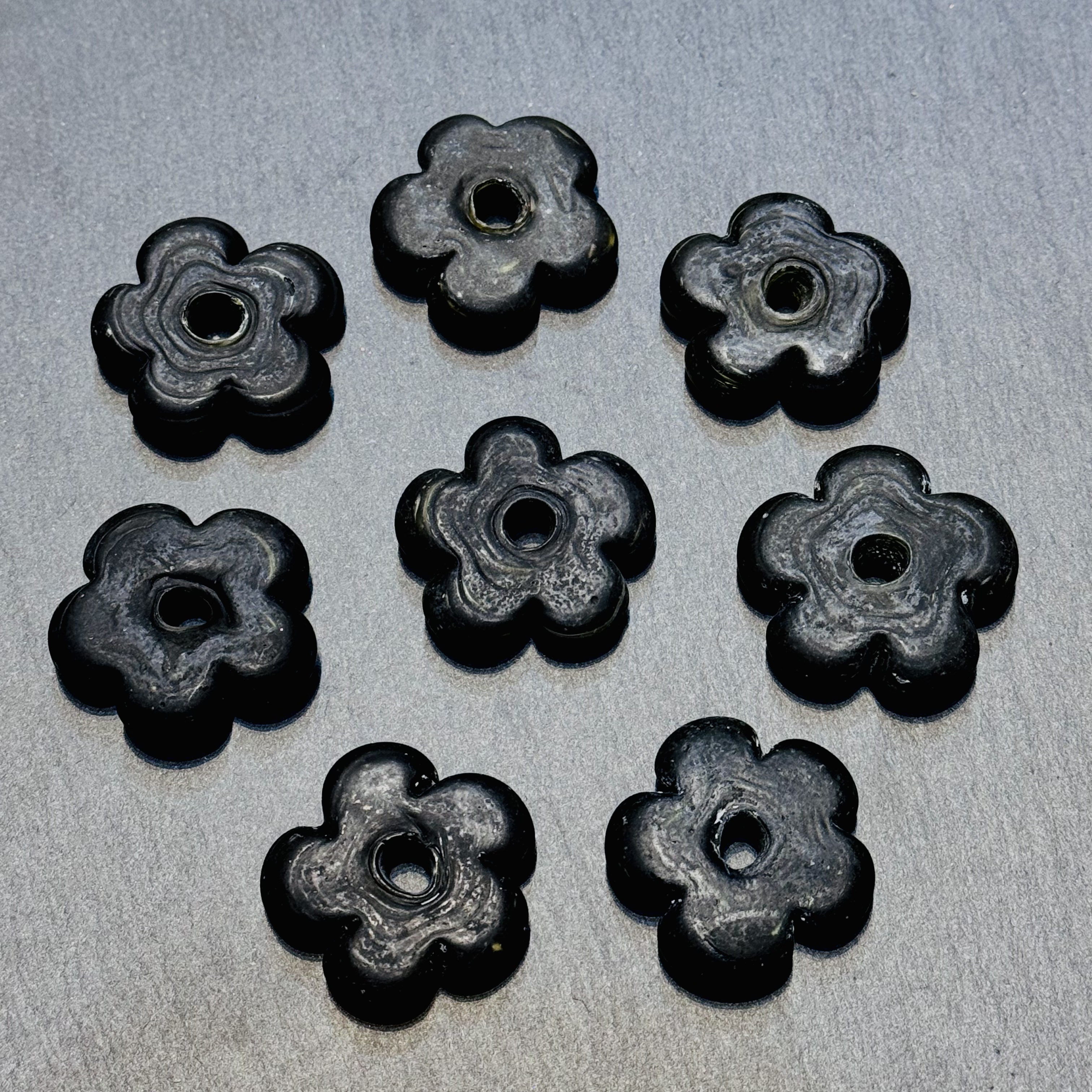 Nepalese imported retro flower-shaped glass bead DIY bracelet earrings accessory '6 details Picture