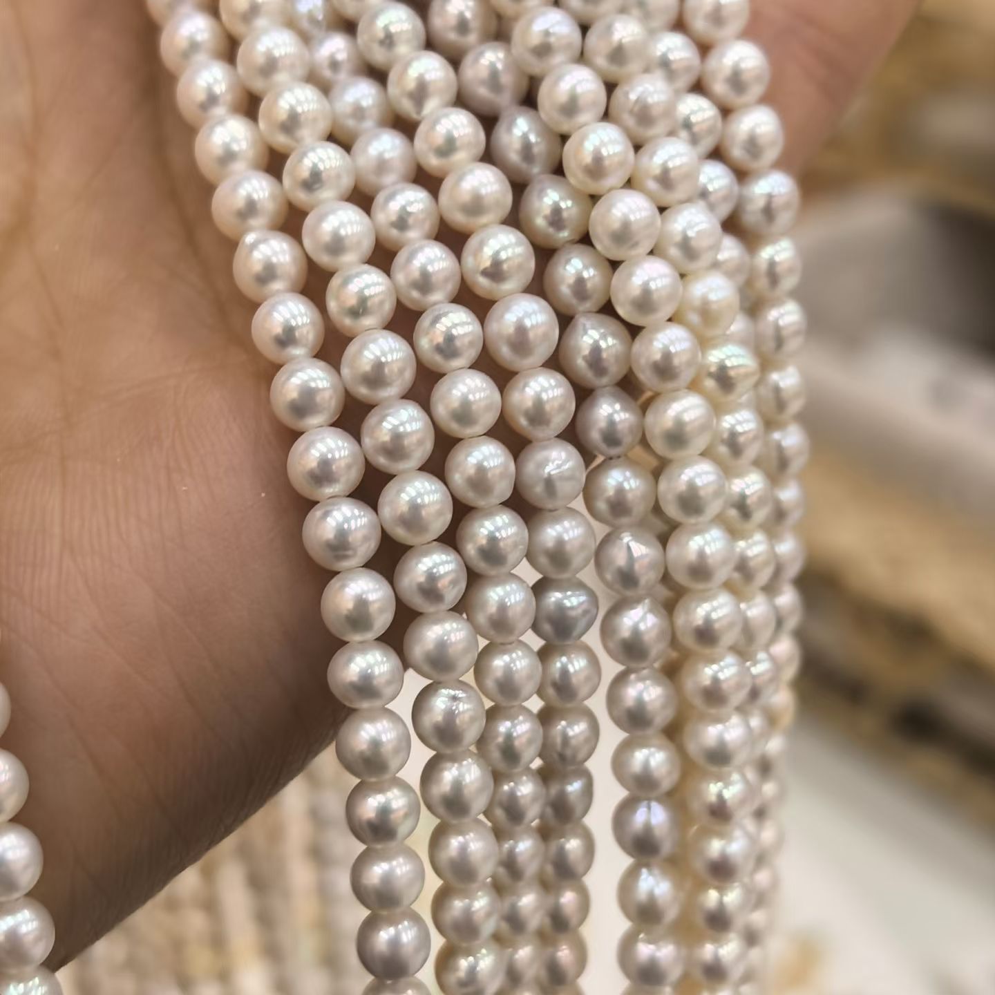 4-5近圆米珠项链详情图5