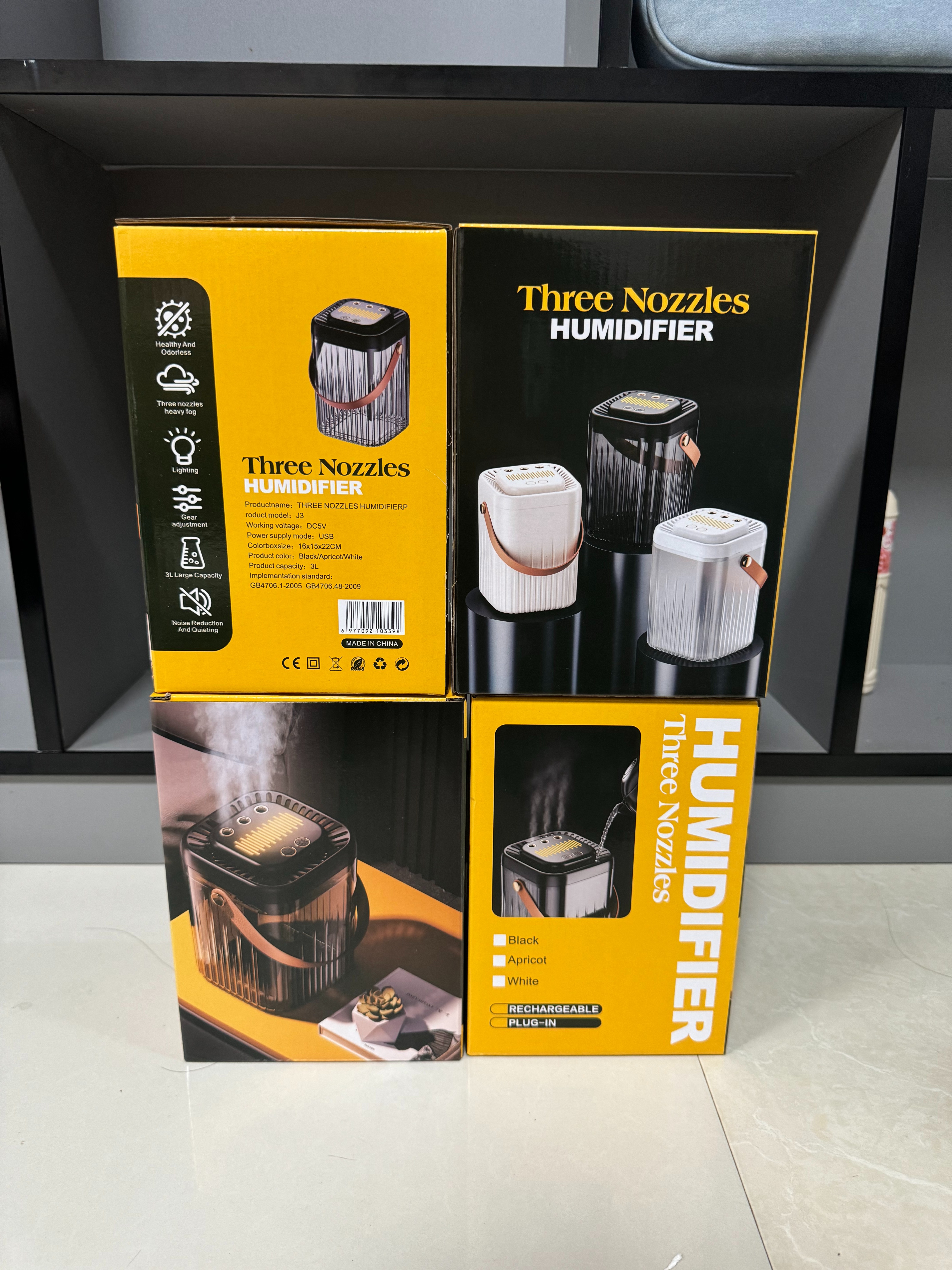 J3 humidifier is a large-capacity multi-hole spray humidifier for home bedrooms and living rooms