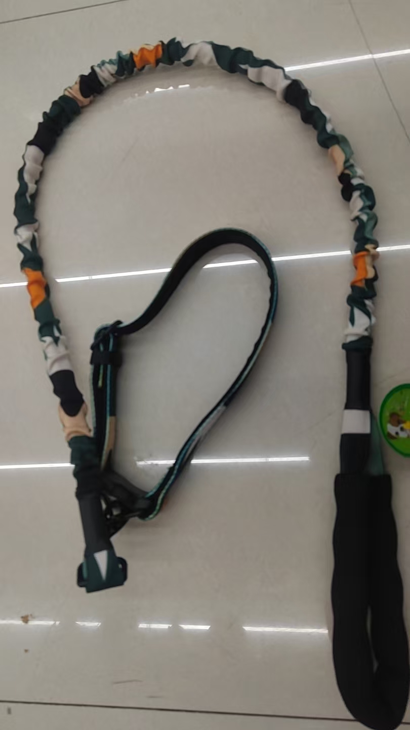 宠物狗狗用品中大型犬牵引绳宠物胸背带自动伸缩牵引器宠物衣服牵引绳子