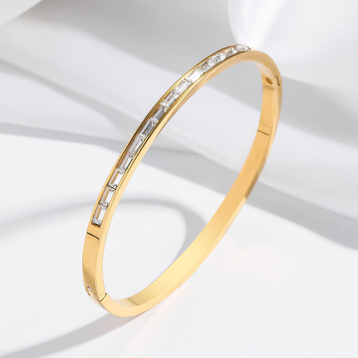 New cross-border titanium steel bracelet for women, European and American fashion, the same style as the "Full Sky Star" bracelet, elegant wristband detail image 3