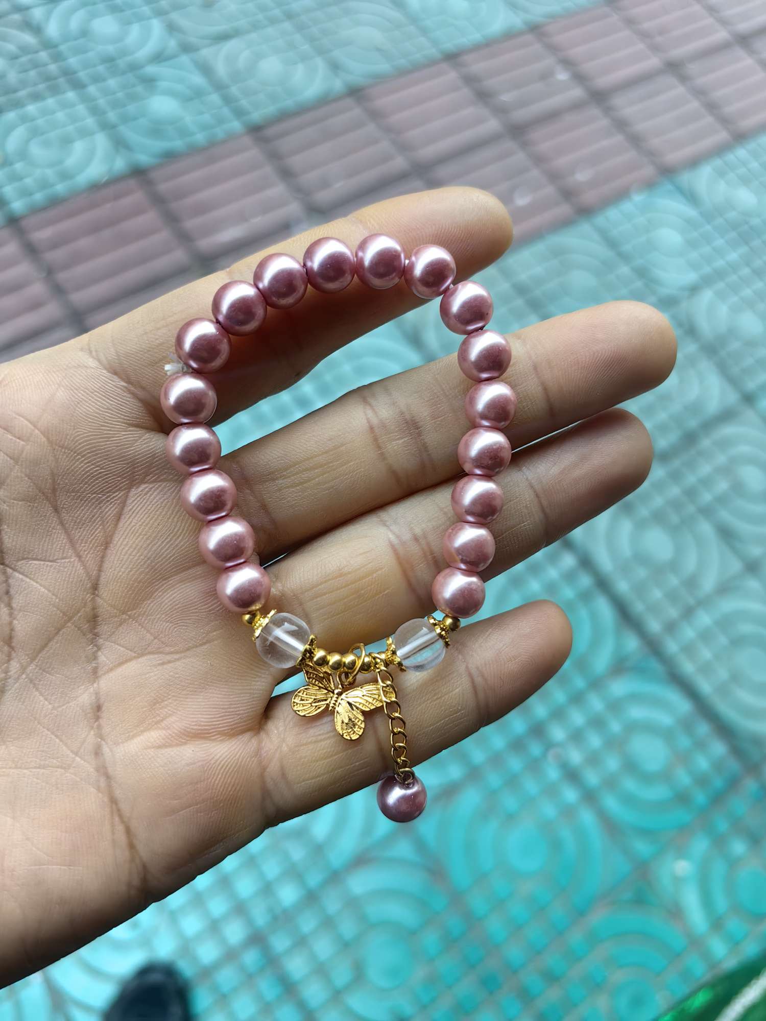 时尚珍珠手链/手串，蝴蝶挂饰简单大方 一年四季都可以穿戴手链饰品