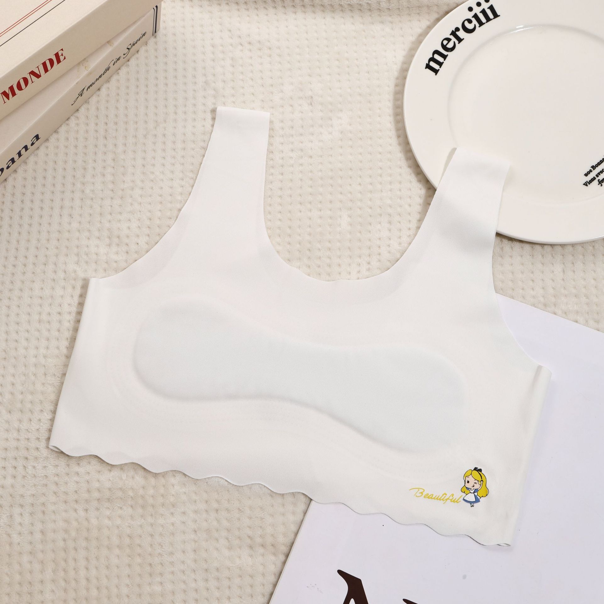 Southeast Asian seamless breathable vest for junior high school development, girls' underwear, bra, summer underwear, light and thin children's underwear, ice silk dress, ice silk seamless vest, breathable bra Item Picture