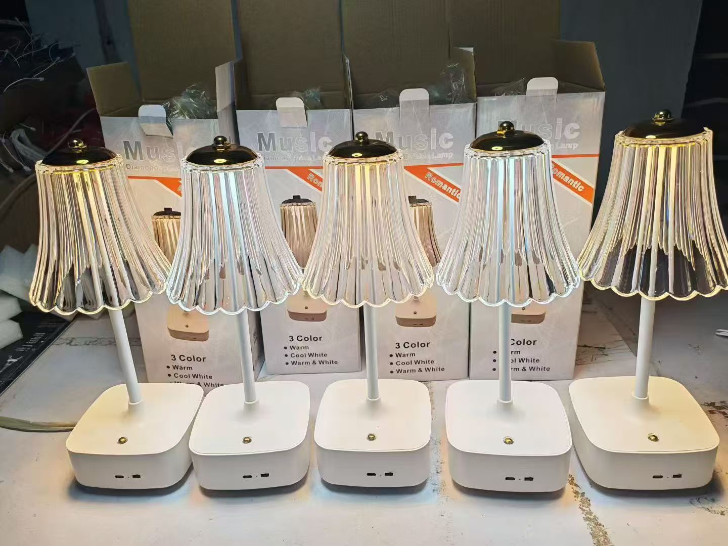 New Bluetooth speaker, desk lamp, creative, high appearance level, home decoration, Bluetooth speaker