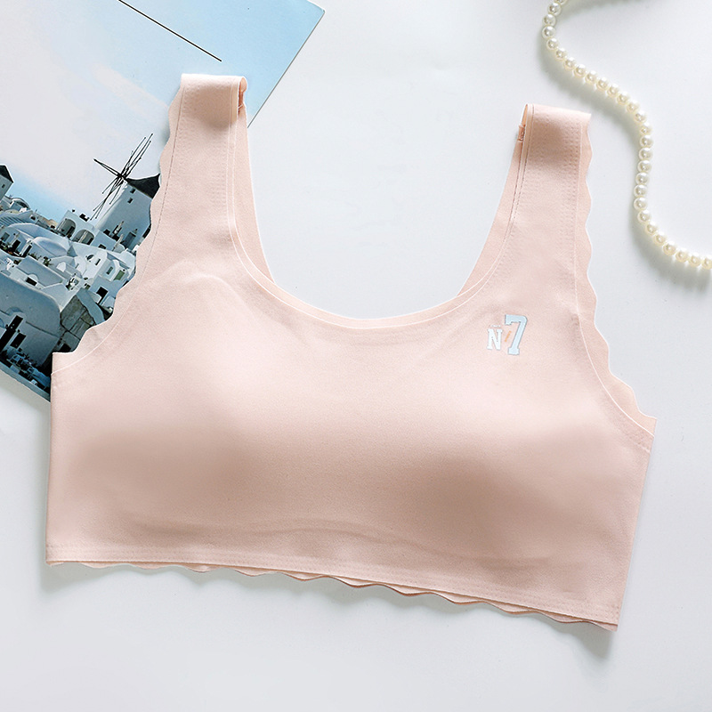 nude feel seamless development period girl vest underwear wireless thin bra middle, small and older children stage 1 and 2 details Picture