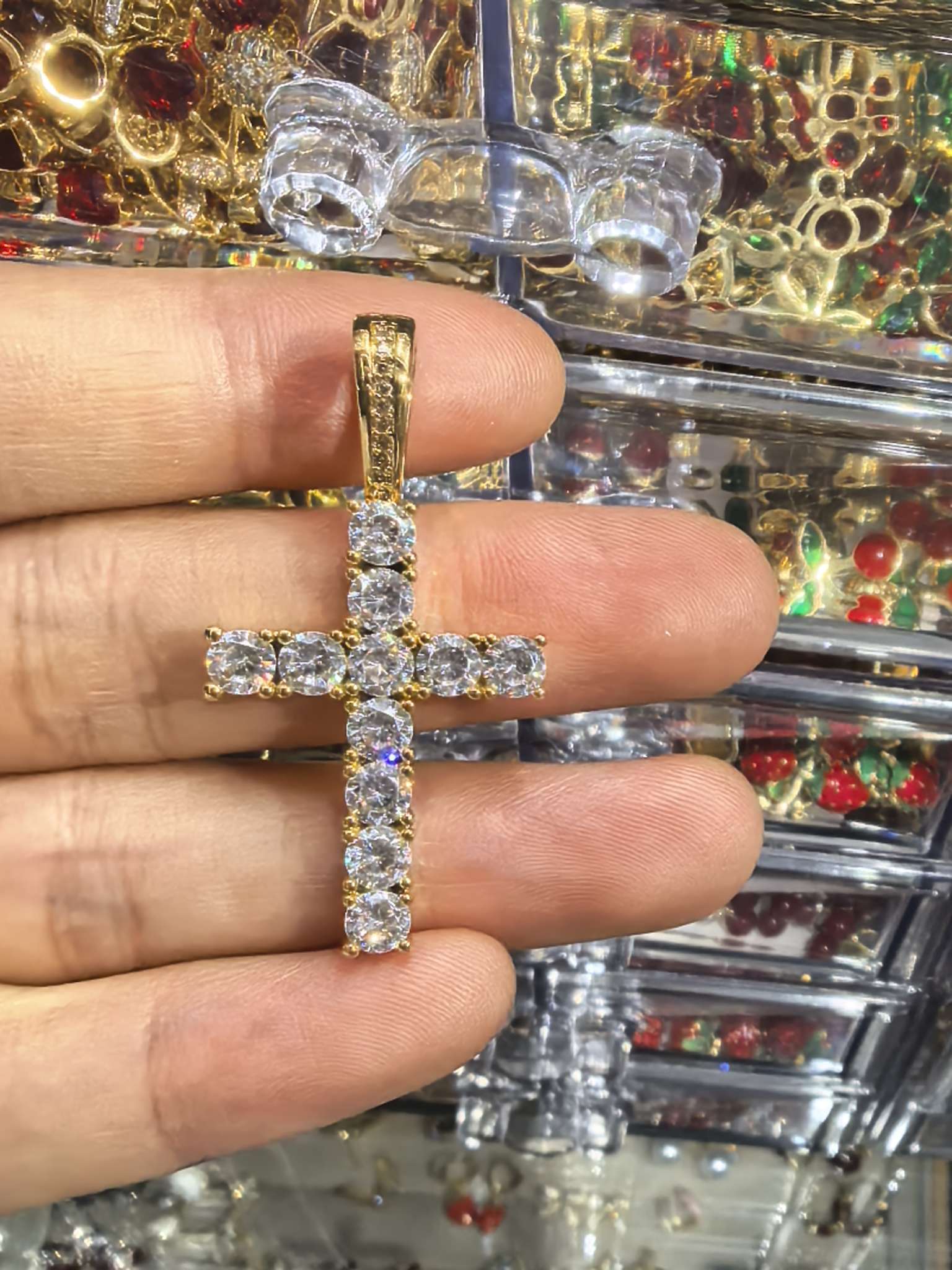 Cross pendant