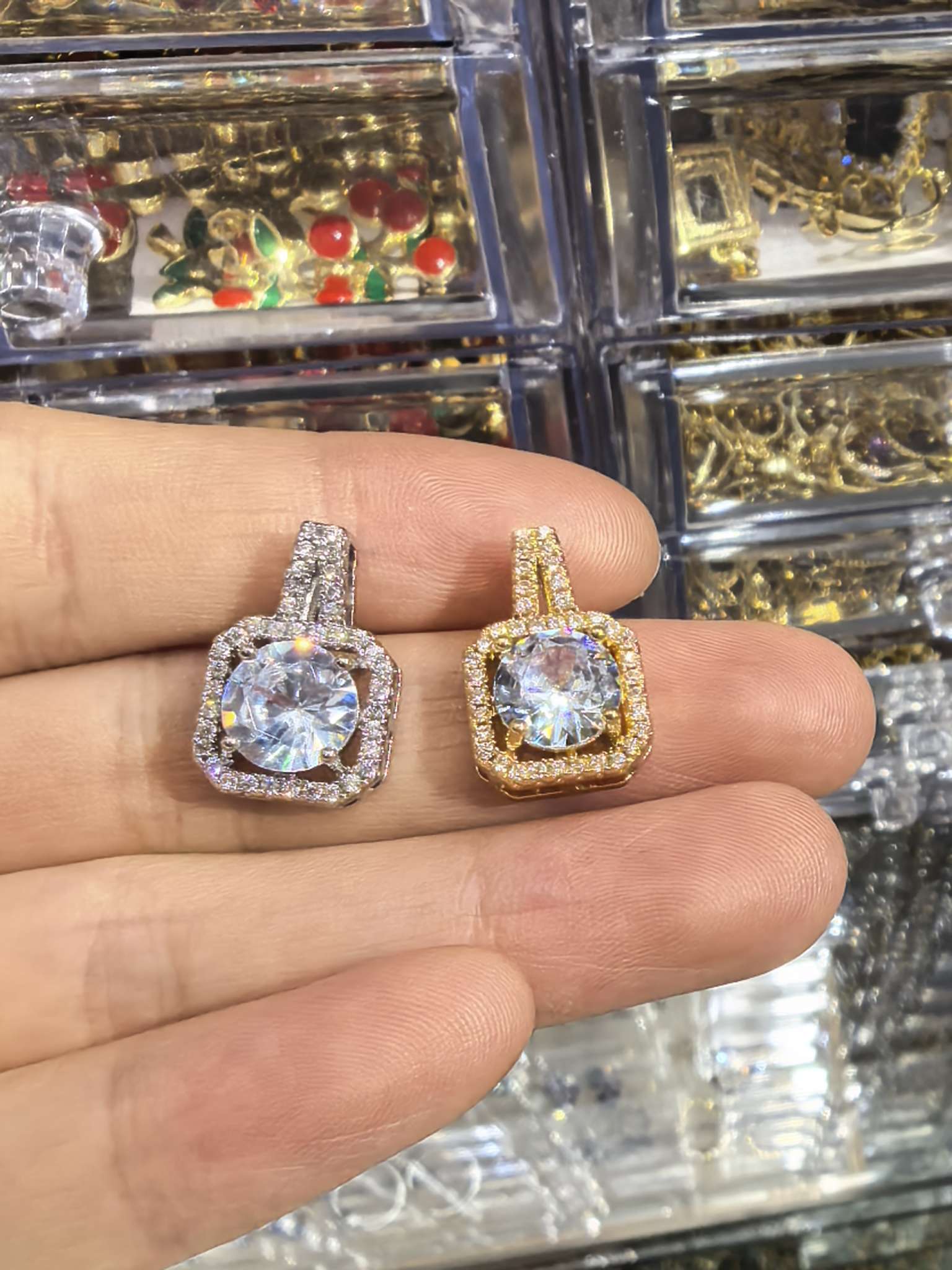 其他饰品配件实物图