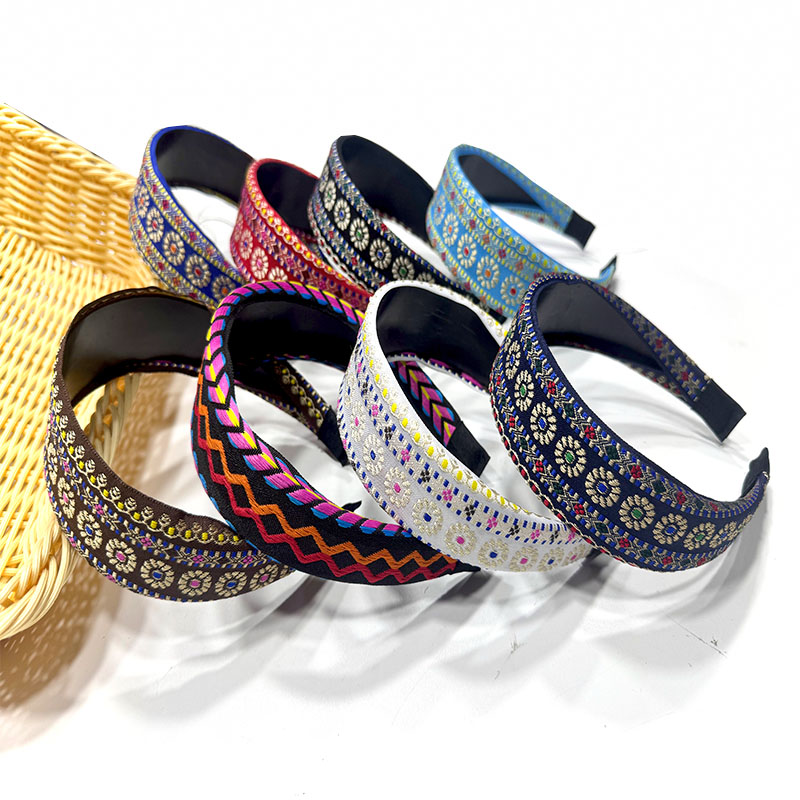 Retro hairpins, wide-brimmed hair bands, embroidered ethnic floral hair clips, face wash headbands, hair accessories, high head, widened and exquisite