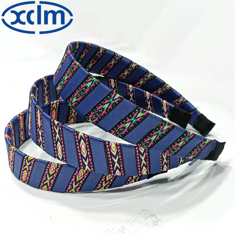 Retro hair clips, wide-brimmed hair bands, embroidered ethnic hair clips, face-washing headbands, new hair accessories, high head accessories, exquisite details Picture