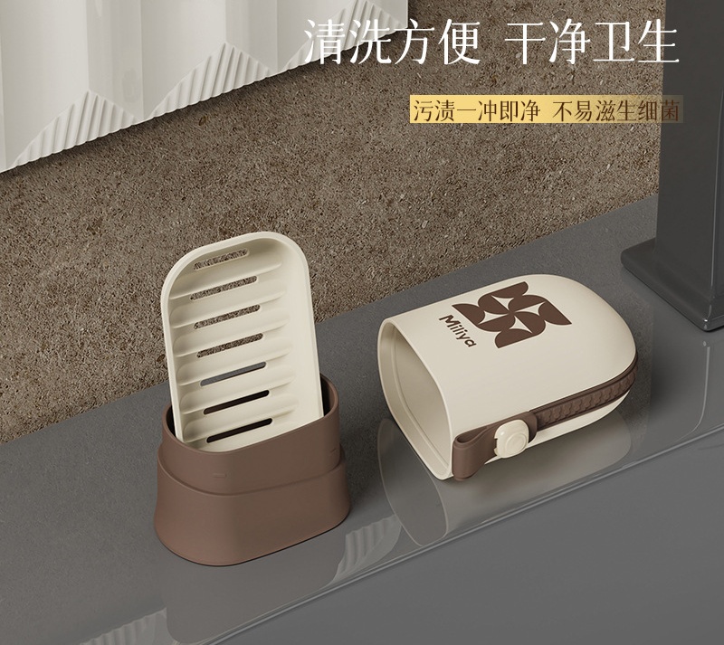 The T54-Y-9116 soap box is a sealed portable soap box with a lid that drains water. It is a soap storage box for business trips and can stand upright Application Scenario