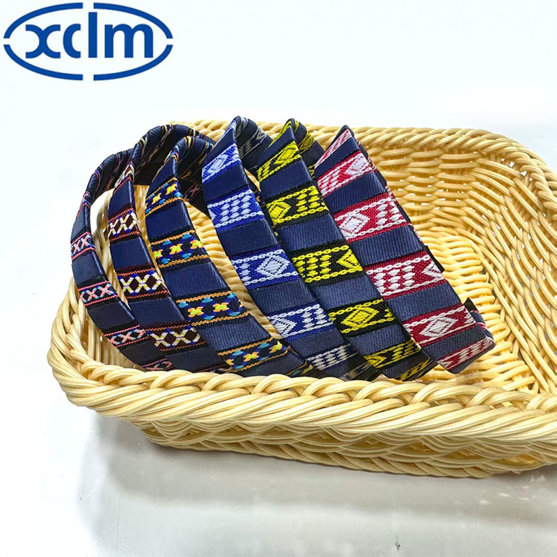 Retro hair clips, wide-brimmed hair bands, embroidered ethnic floral hair clips, face wash headbands, new hair accessories, exquisite details Picture