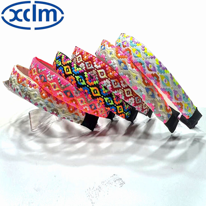 Retro hairpins, wide-brimmed hair bands, embroidered ethnic floral hair clips, face wash headbands, new hair accessories, eye-catching, widened and exquisite details Picture