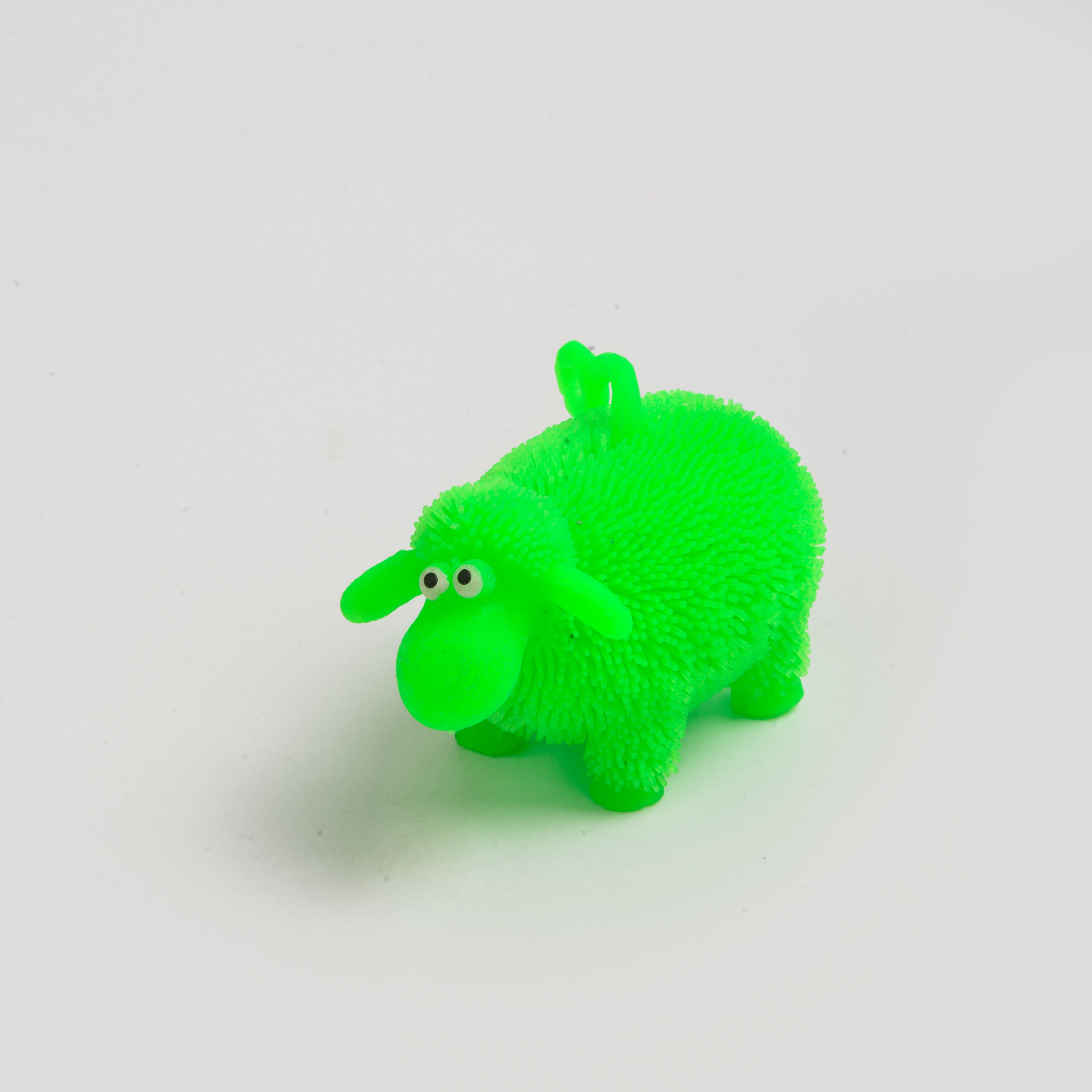 TPR Stress Relief Toy, Soft Bristle Glitter Toy with Light, YOYO Dolly Sheep Squeeze Fun Stress Relief Puzzle Toy full figure