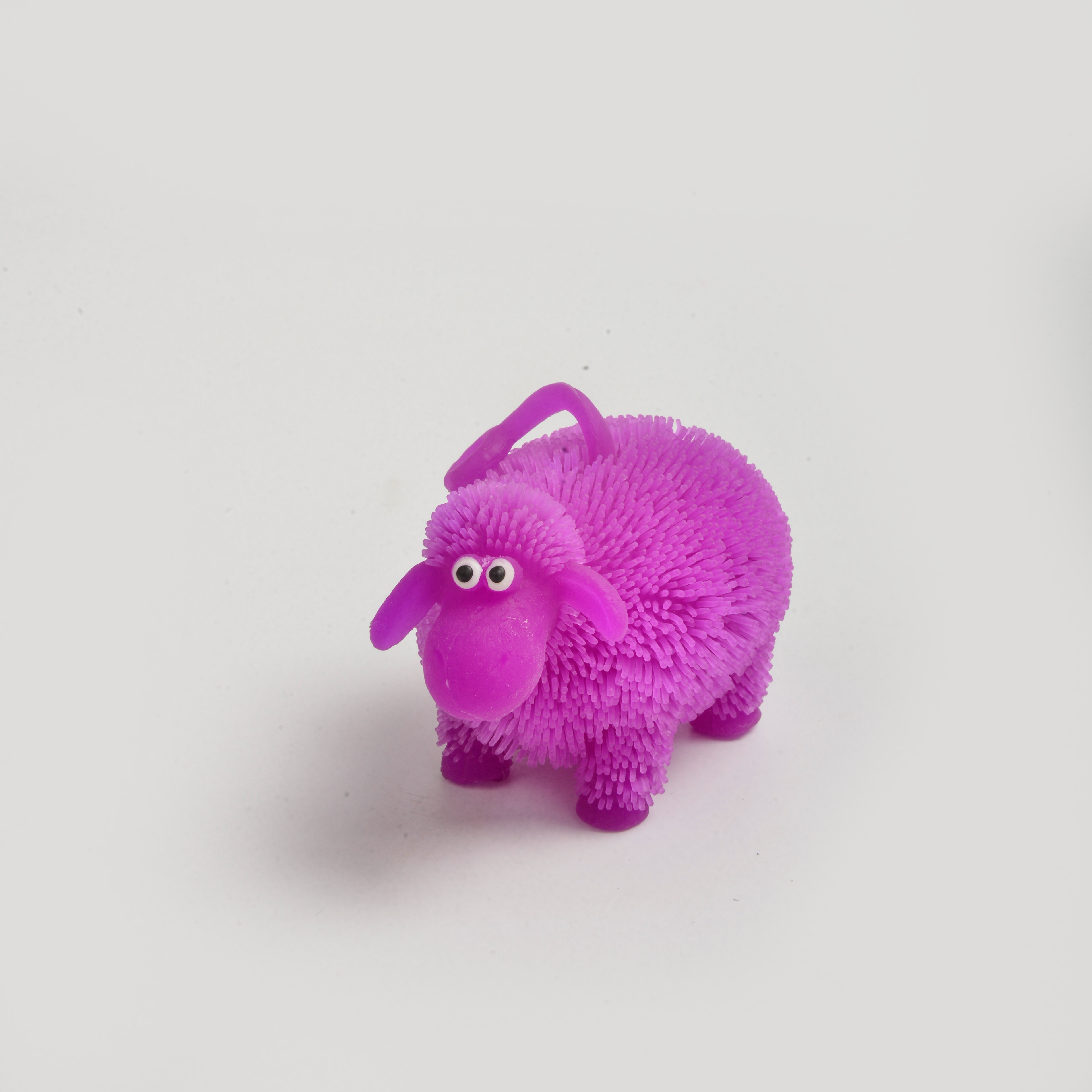 TPR Stress Relief Toy, Soft Bristle Glitter Toy with Light, YOYO Dolly Sheep Squeeze Fun Stress Relief Puzzle Toy Specification drawing