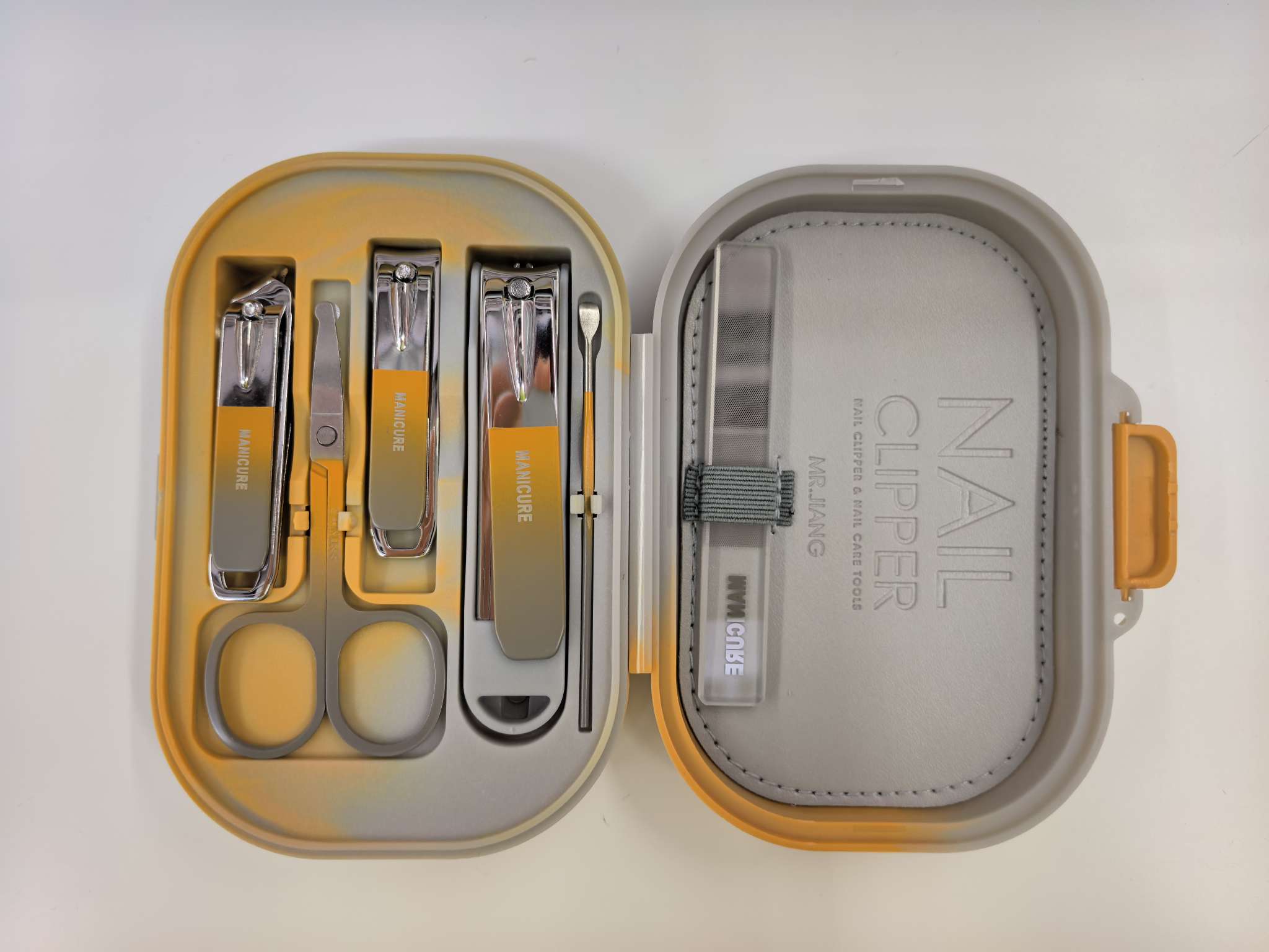 Nail clippers, nail knives, beauty scissors, nail files and manicure tool sets