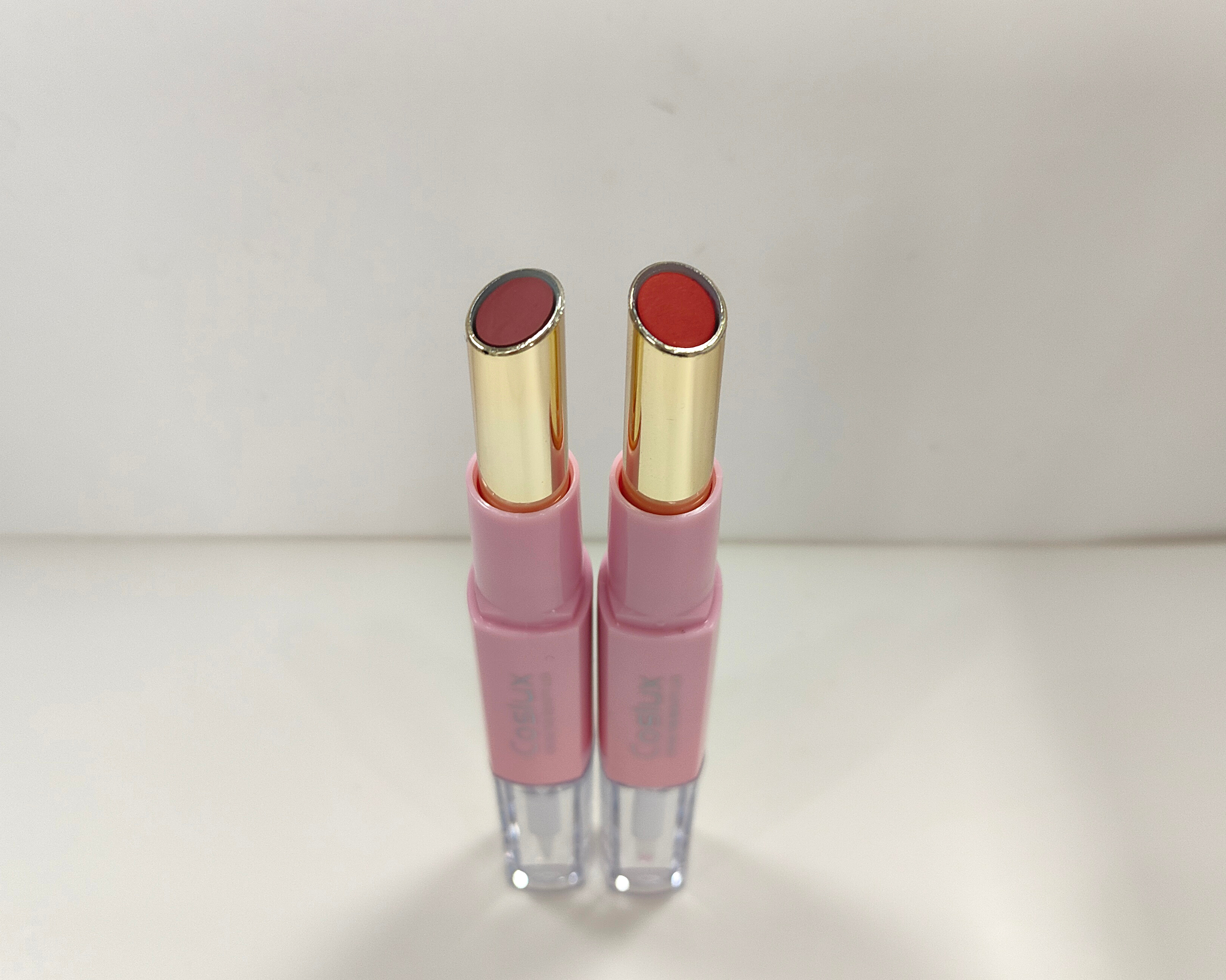 احمر الشفاه -احمر الشفاه - Item Picture