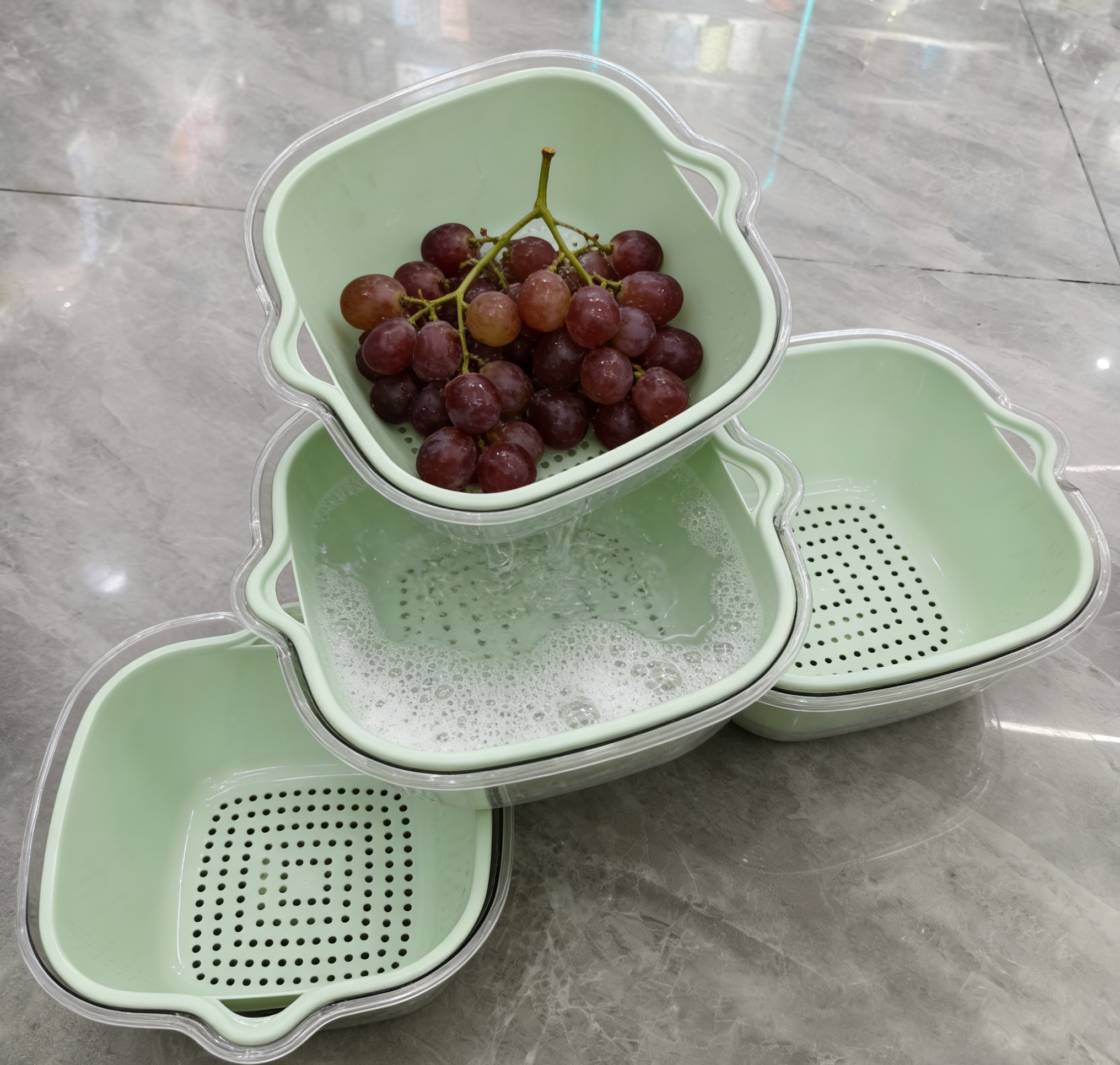 Double-layer fruit and vegetable draining baskets, kitchen washing basins, water filtering baskets, household living room fruit plate storage baskets wholesale Item Picture