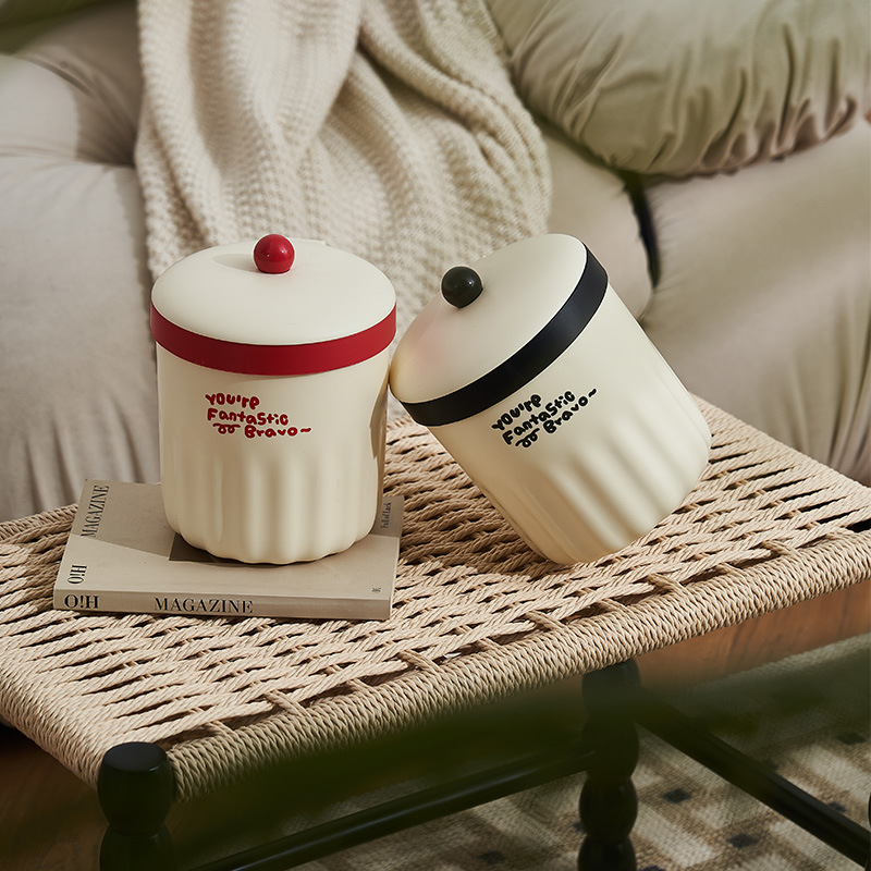 New Sugar Bean desktop trash can, cute mini office desk coffee table, small household desktop trash can, high appearance level, color-blocking desktop trash can, mini storage bucket with lid, living room coffee table, creative trash can wholesale details Picture