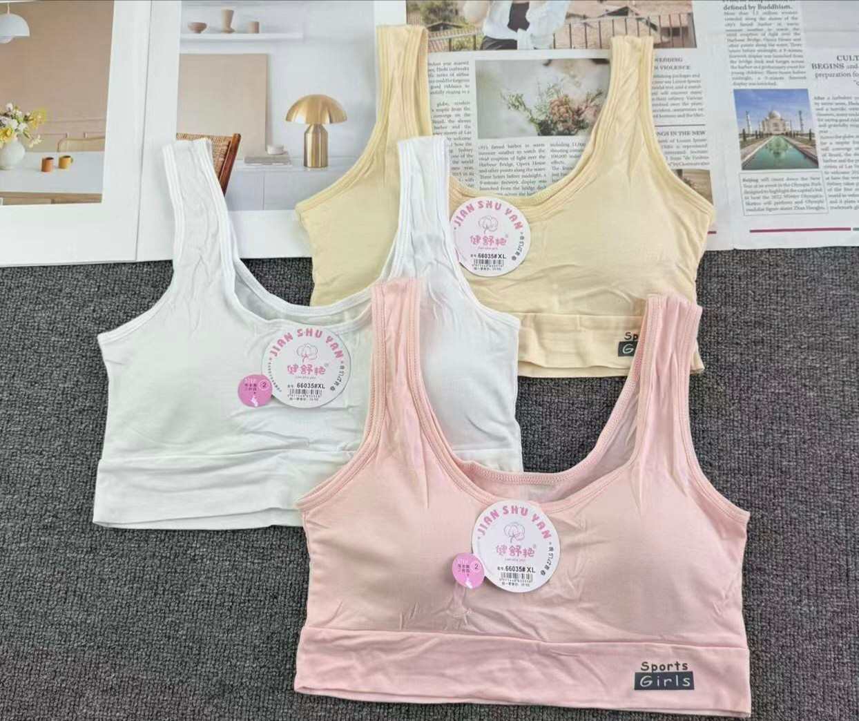 Girls' beautiful back bras for export to Southeast Asia. Anti-exposure underwear for the growth period, no steel ring vests, modal cotton girls' sports bras with breast pads full figure