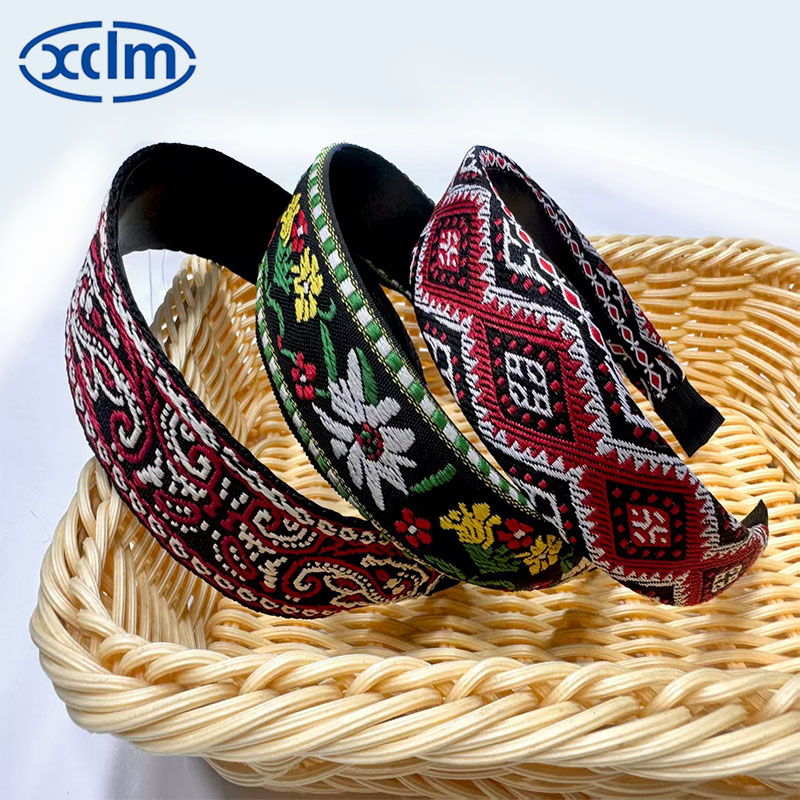 Bohemian headband embroidery, ethnic wide-edge pressed hair, anti-slip headband, hair clip with teeth, retro style headwear