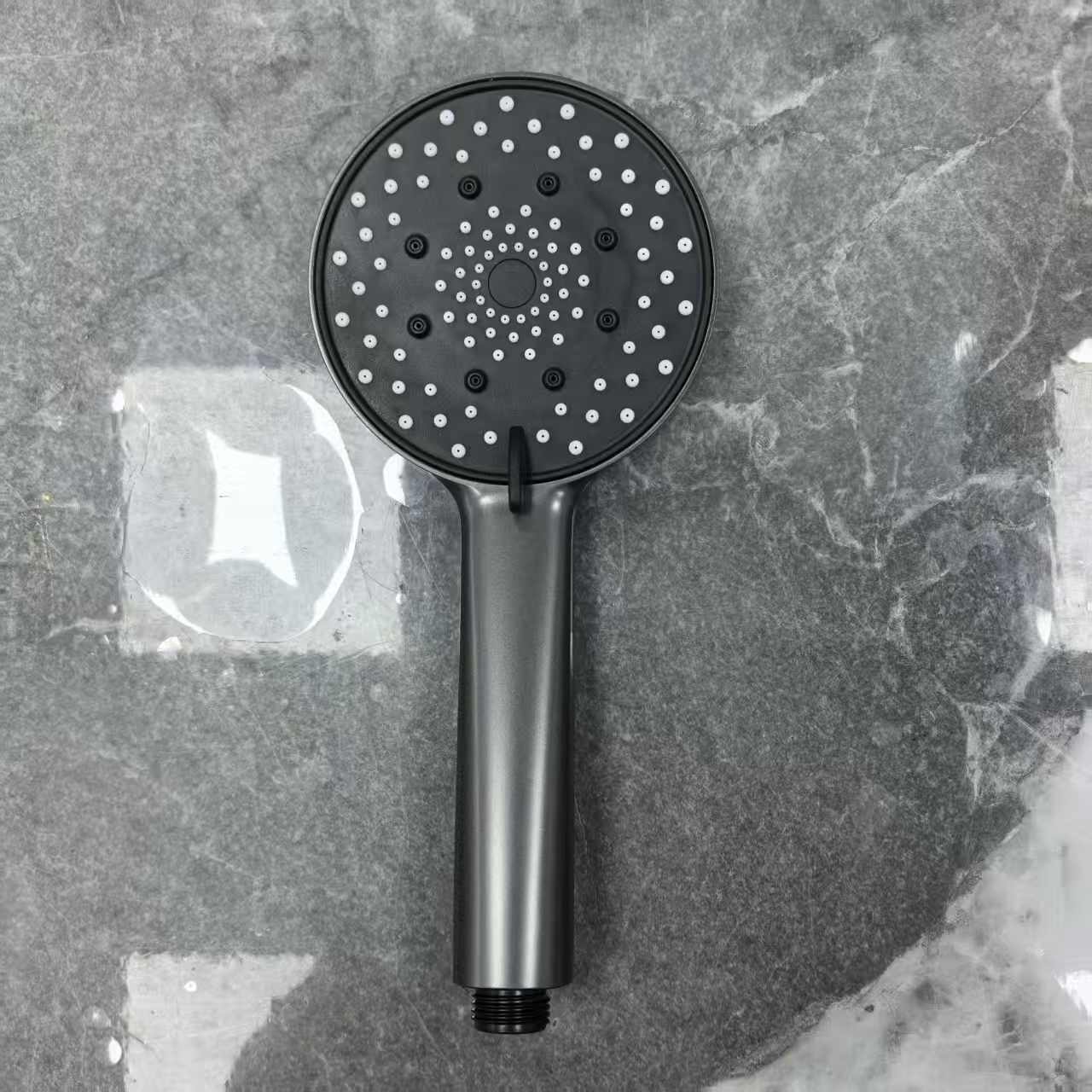 RR-DPHS161 Black Face Gray hand spray full figure