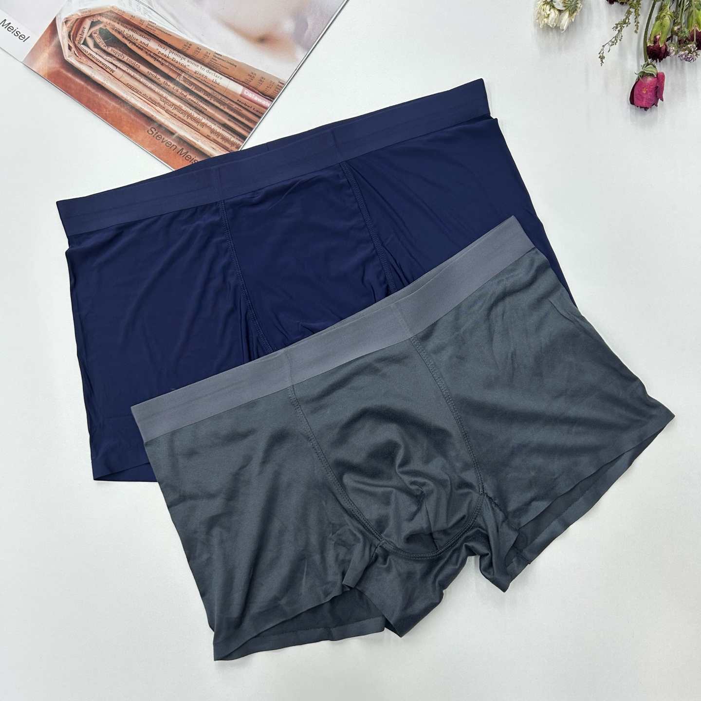 Simple and casual large-sized men's underwear for export to the Middle East, South America and Africa, flat-leg pants, comfortable and breathable, skin-friendly and soft when worn, men's solid-color underwear details Picture