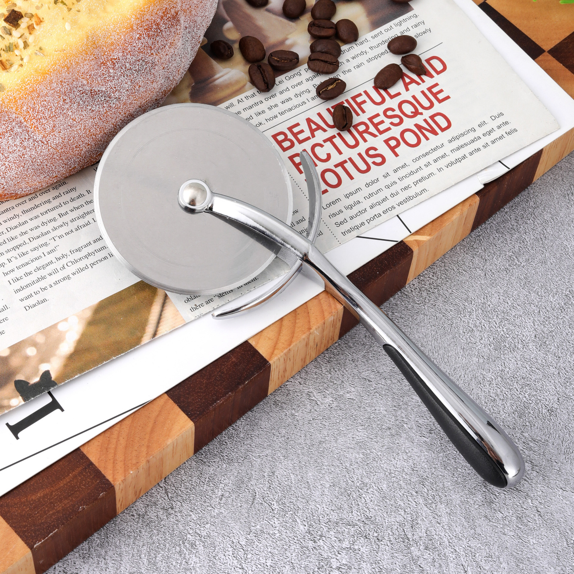 锌合金水滴柄披萨刀pizza厨房烘焙工具滚轮刀蛋糕介饼切刀