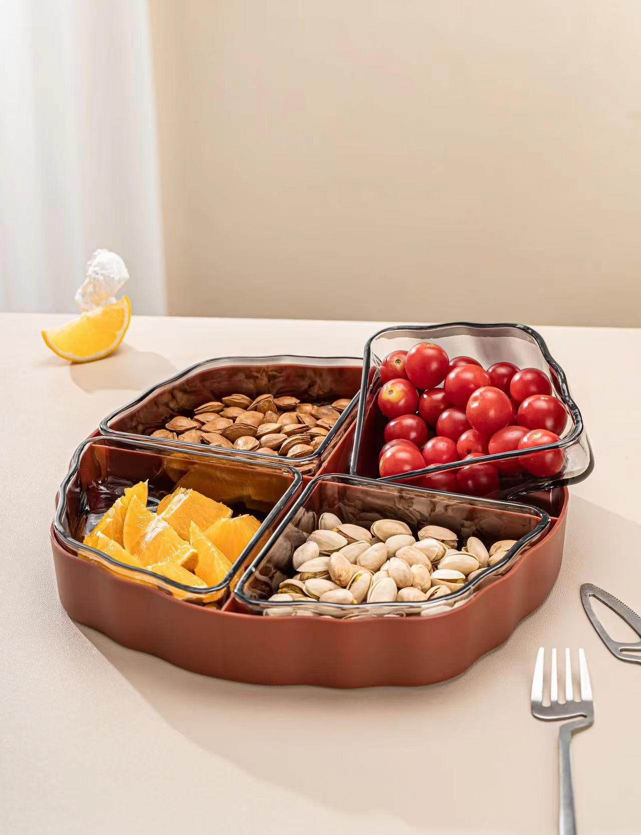 玻璃果盘/水果塑料盘/干果盘/干果盒子/水果盘发白底实物图