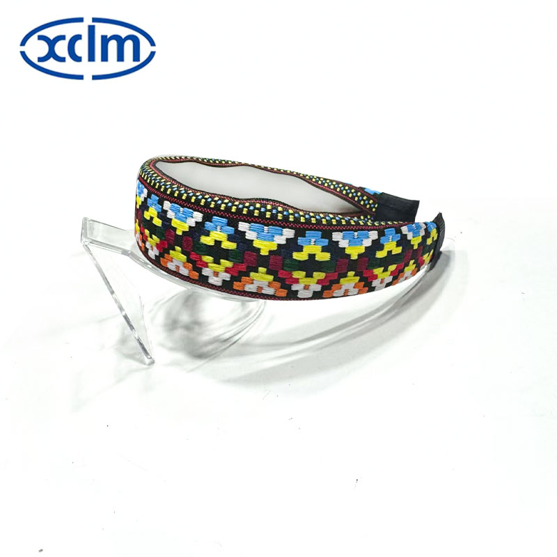 Retro hair clips, wide-brimmed hair bands, embroidered ethnic floral hair clips, facial wash headbands, new hair accessories details Picture