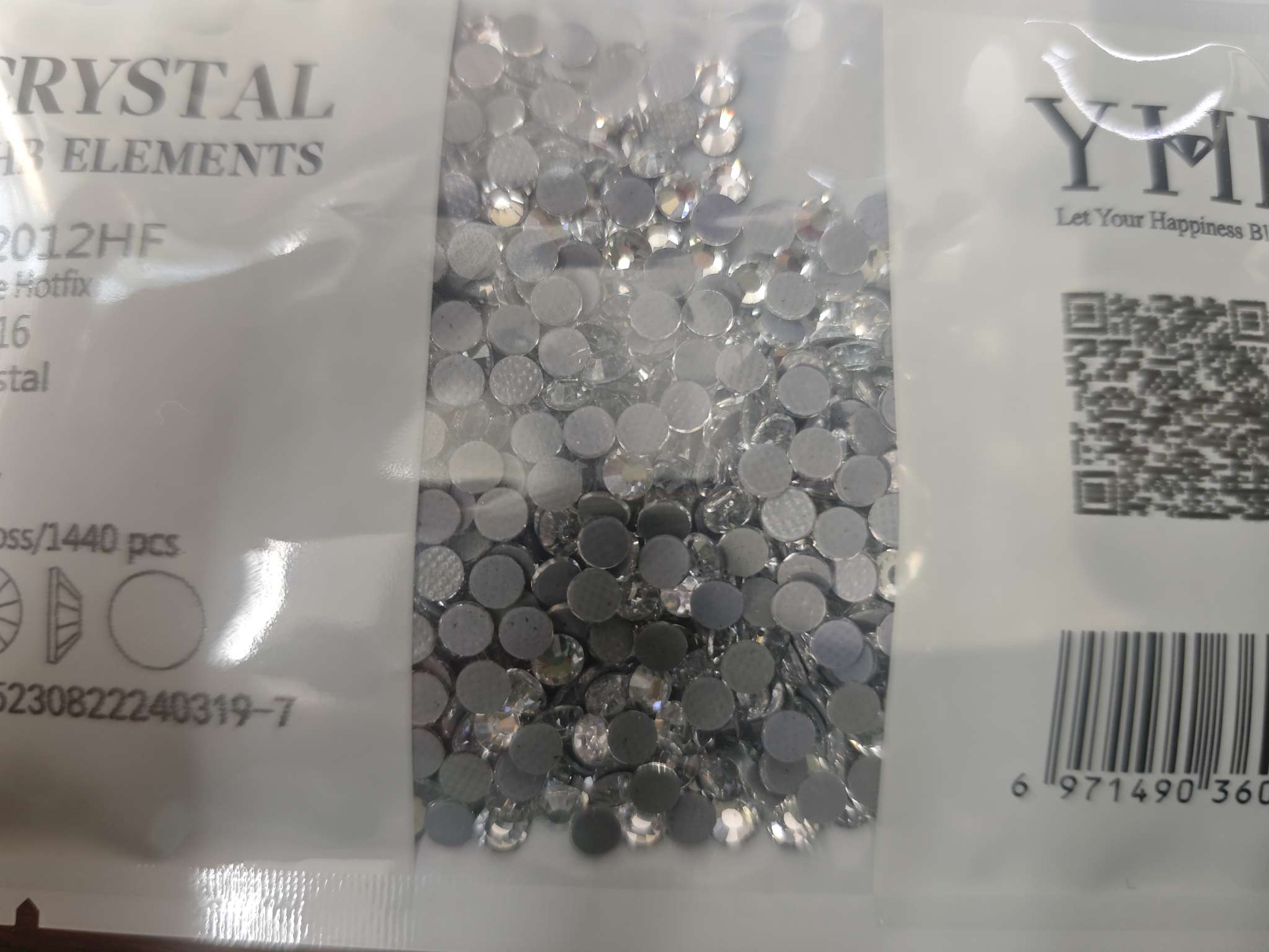 Premium rubber-backed rhinestones, in a variety of colors and sizes, are best-selling items that brighten up your clothing accessories detail image 4