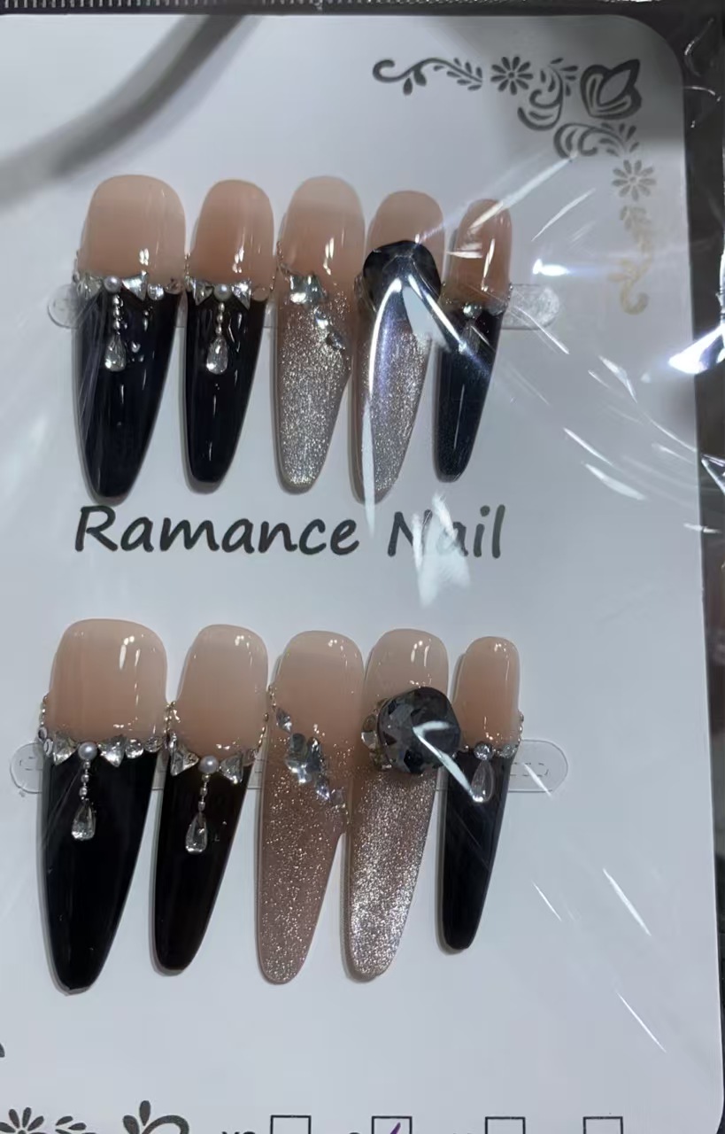 猫眼简约爆款穿戴甲气质显白假指甲美甲纯色轻奢甲片工厂批发定制详情图6