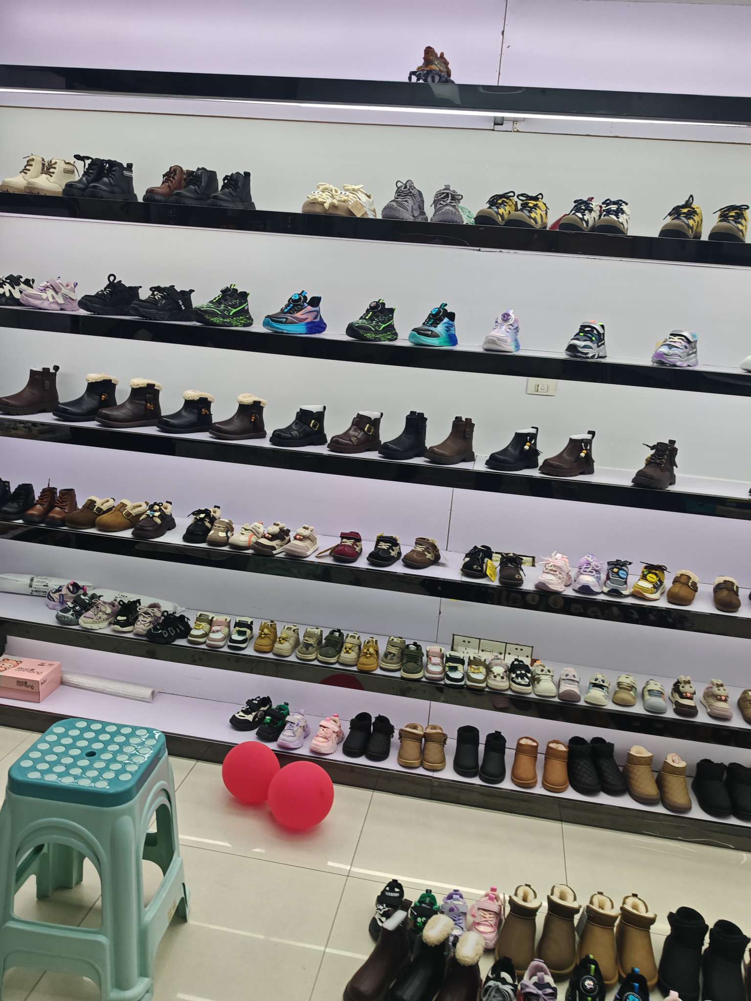 Take a small step, little friend describe pic - 3