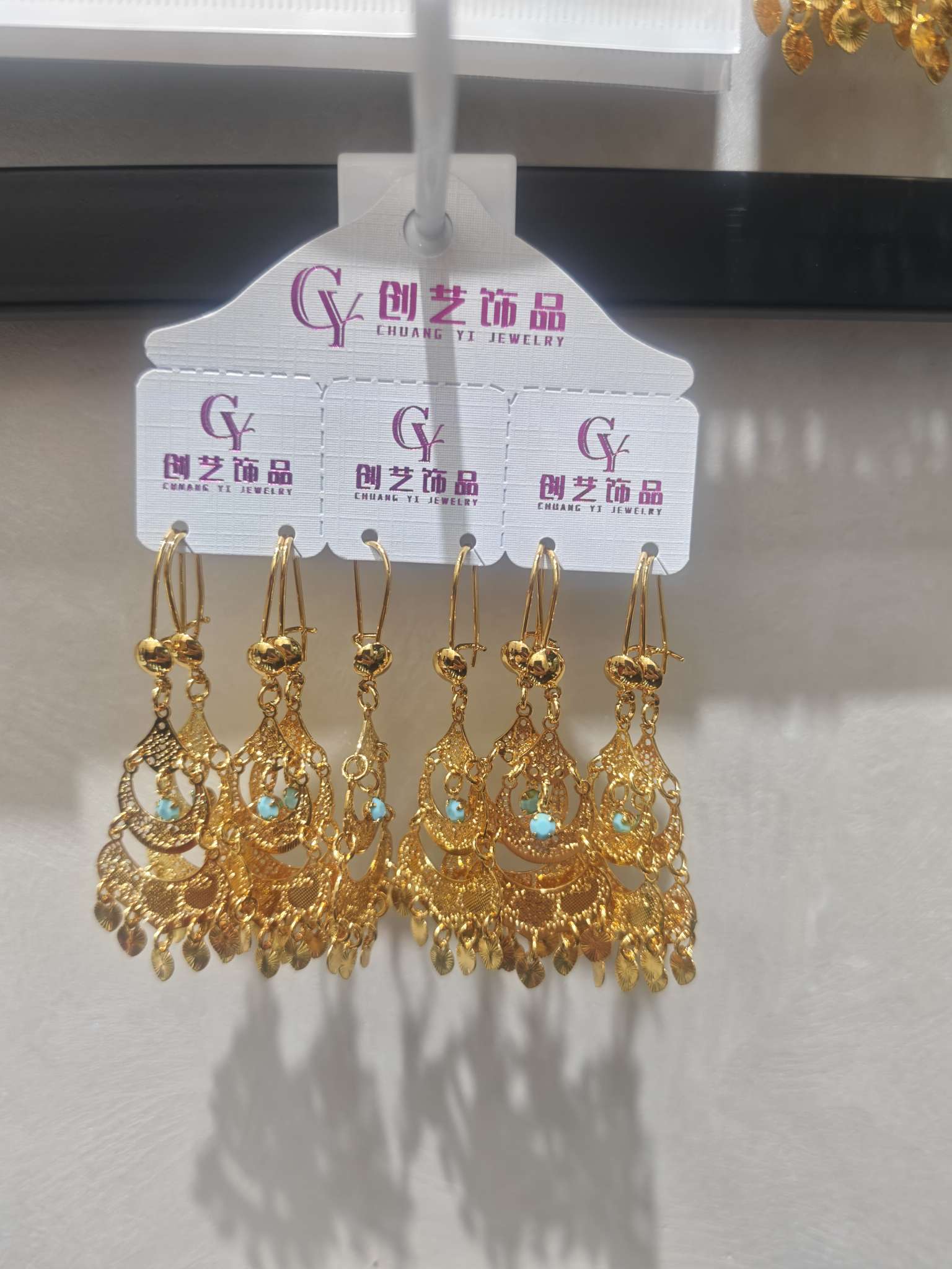 气质长款耳坠，女饰品时尚耳环，简约优雅百搭耳饰品女款