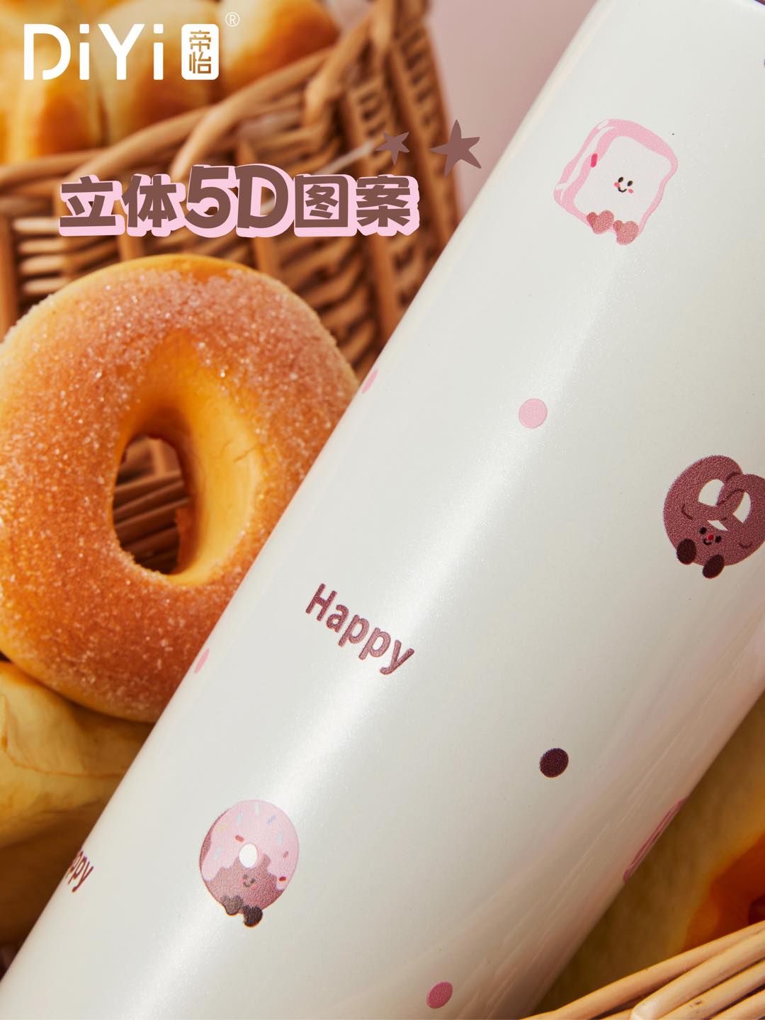 Diyi Beautiful Food Time Baking Series DY-BW1368 Diyi Classic and Simple Straw Cup, retractable straw upgraded 316 stainless steel, with built-in tea strainer, allowing you to enjoy flower tea and fruit tea freely Application Scenario