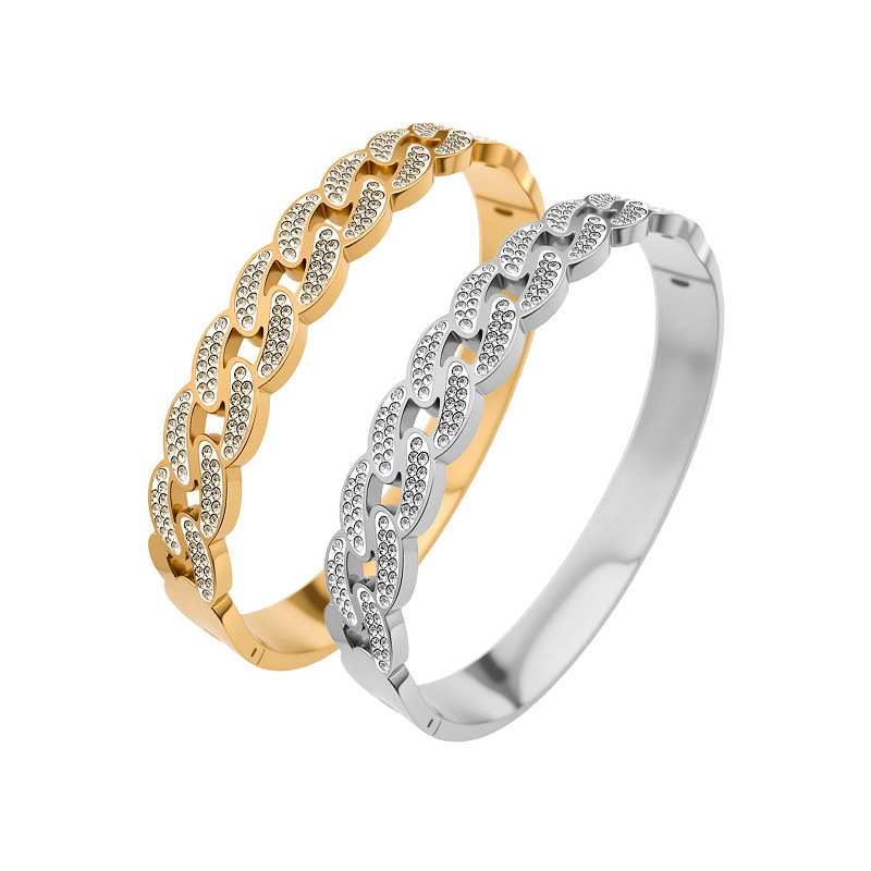 In-stock fashionable and creative titanium steel bracelet, girls' style, non-fading, cross-set diamond gold bracelet, wristband, stainless steel twist buckle bracelet detail image 3